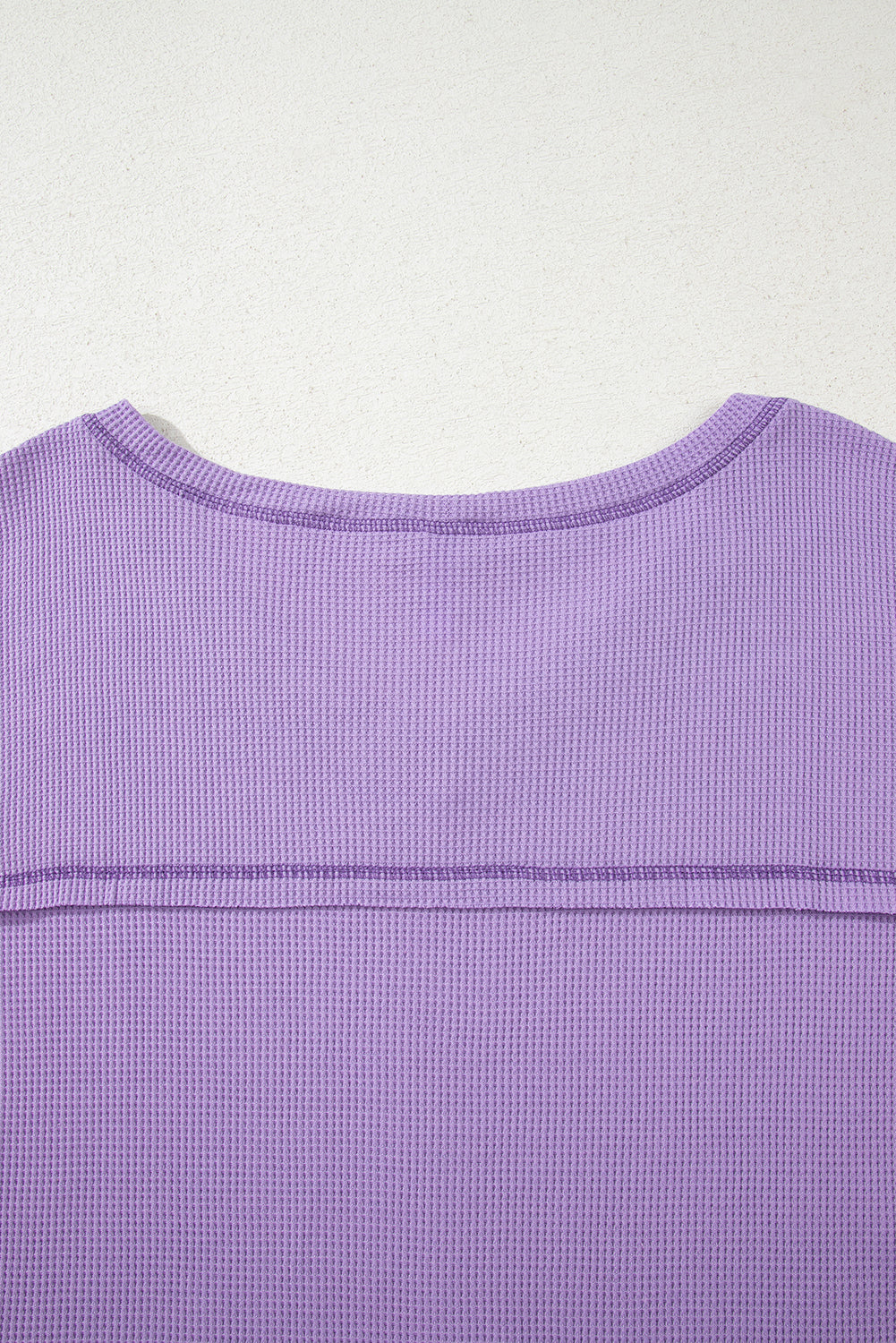 Exposed Seam Half Sleeve Knitted V-Neck Textured Top eAura
