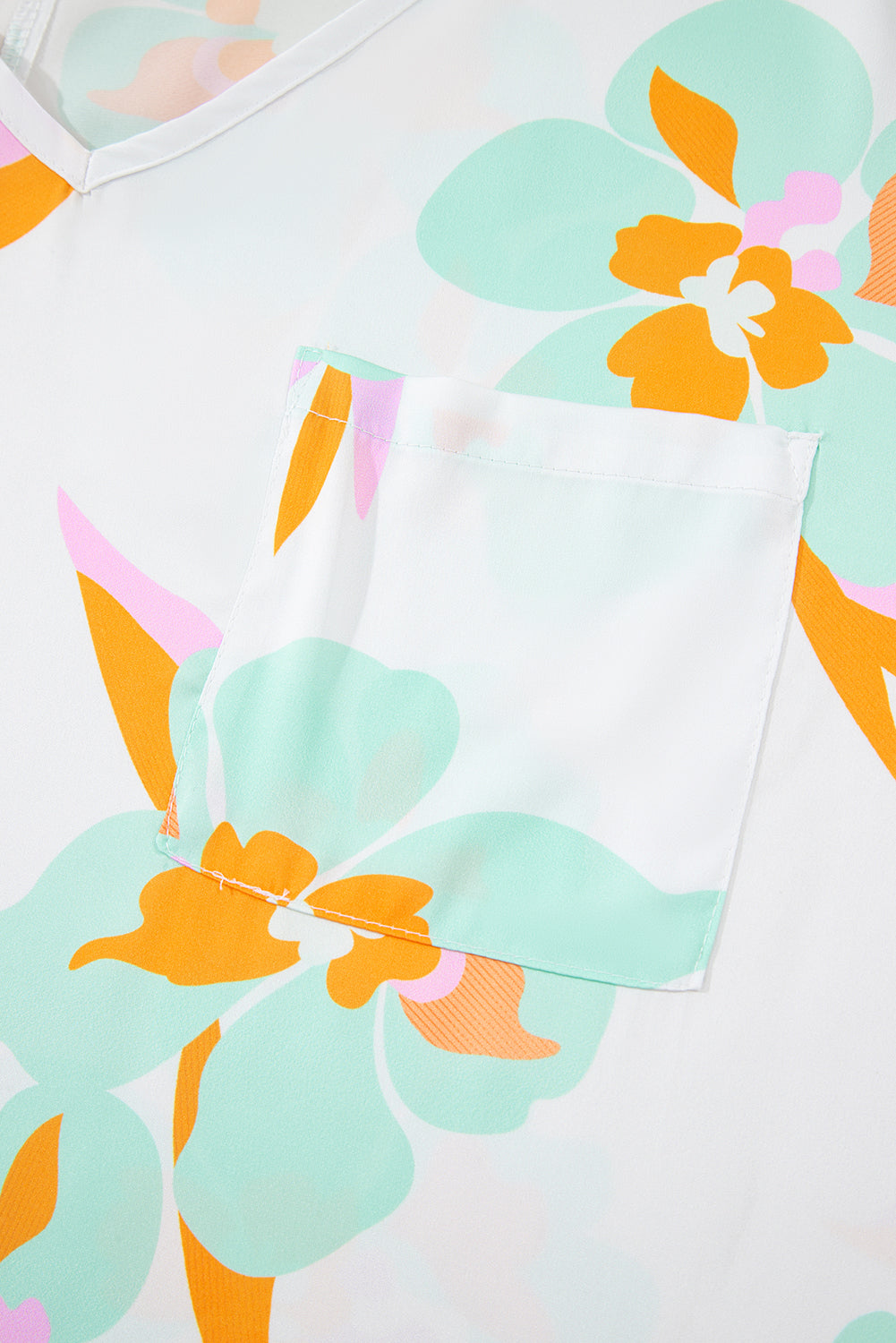 Green Floral Print Loose Fit V Neck Half Sleeve Blouse eAura