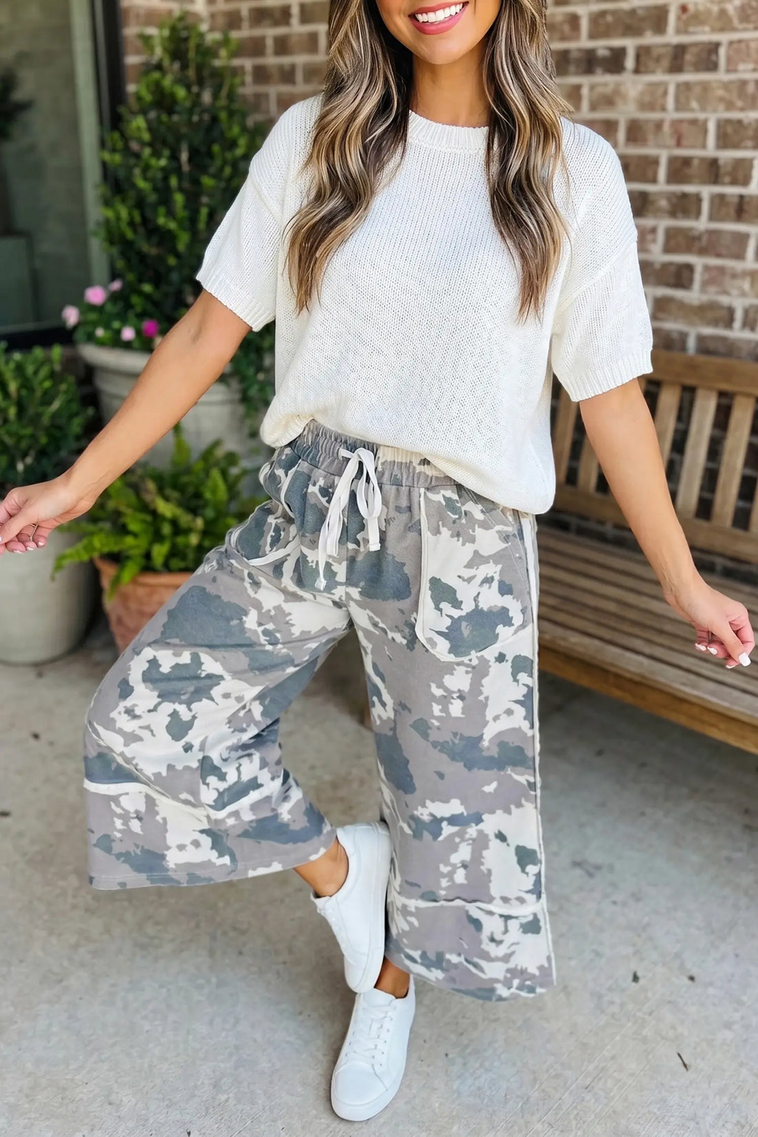 Camo Print Contrast Lace-Up Raw Edge Pocket Wide Leg Trousers