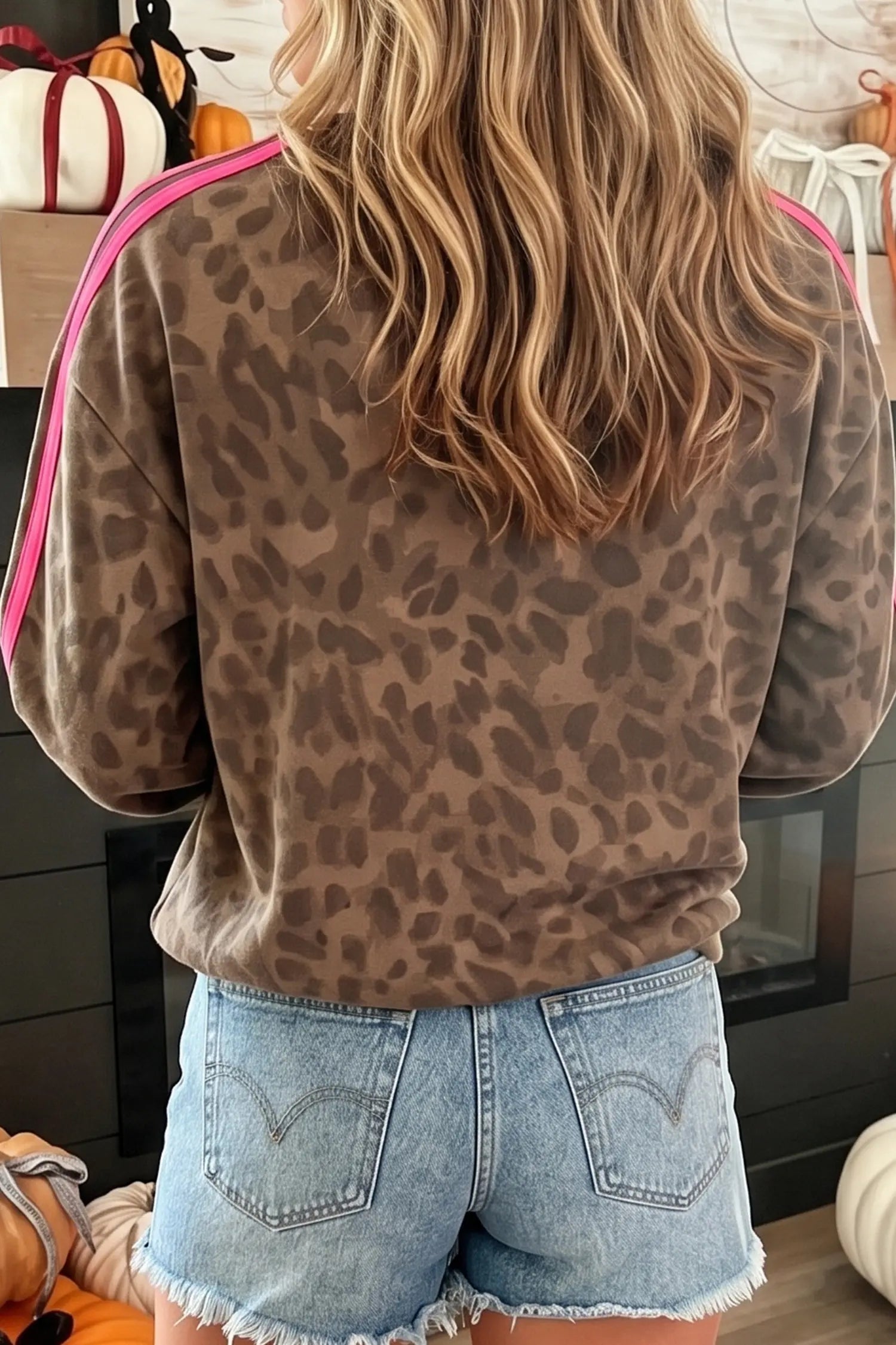 Leopard Print Striped Detail Relaxed Pullover Sweatshirt – Brown