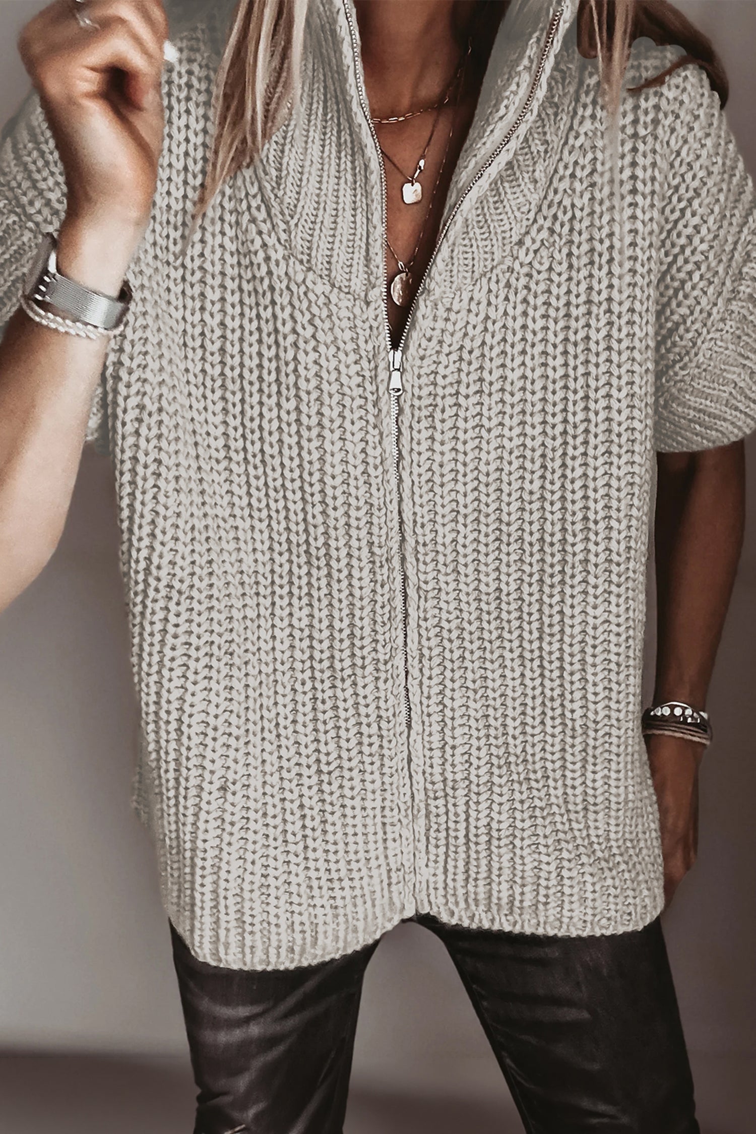 Jet Stream Solid Color Short Sleeve Zipper Knit High Neck Sweater – Cream