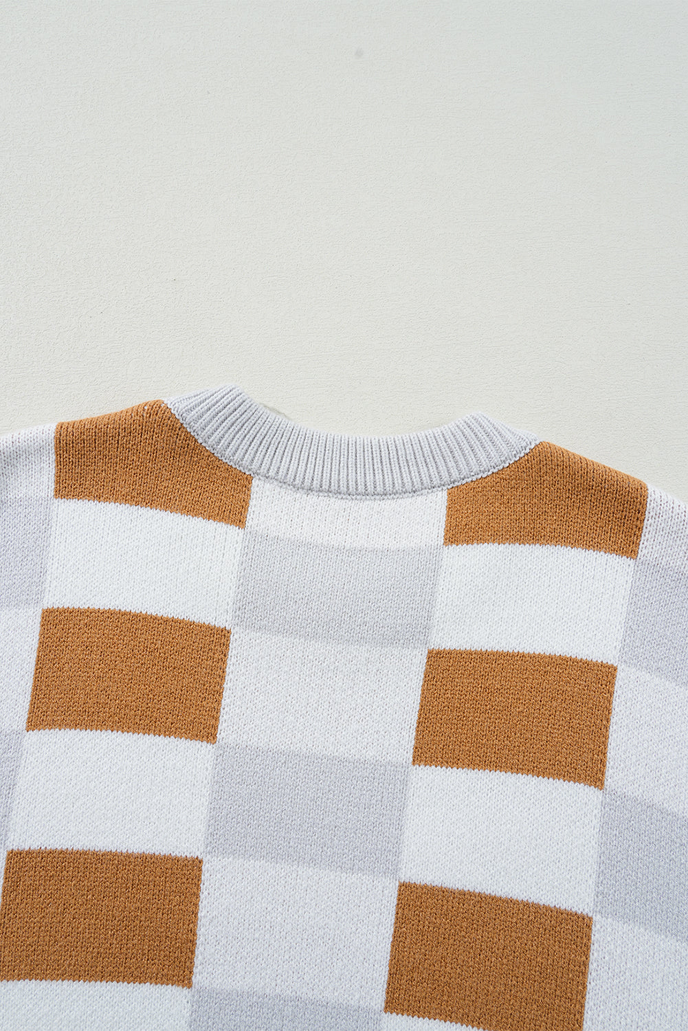 Khaki Checkered Ribbed Edge O Neck Drop Shoulder Sweater eAura