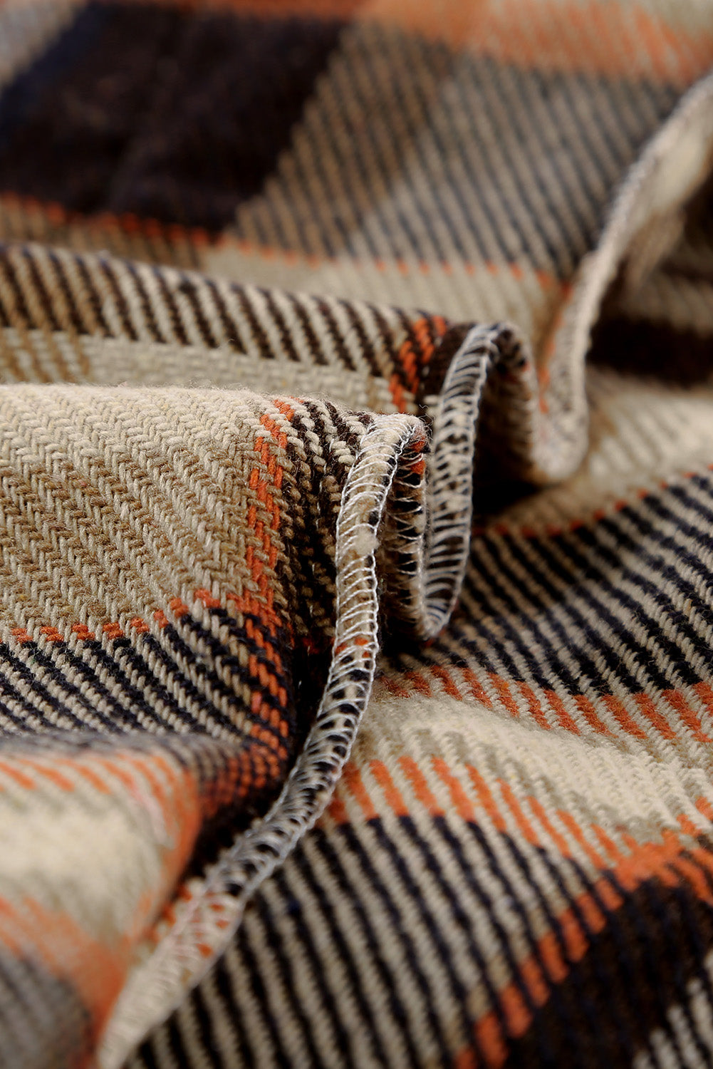 Geometric Plaid Print Pocketed Shacket eAura