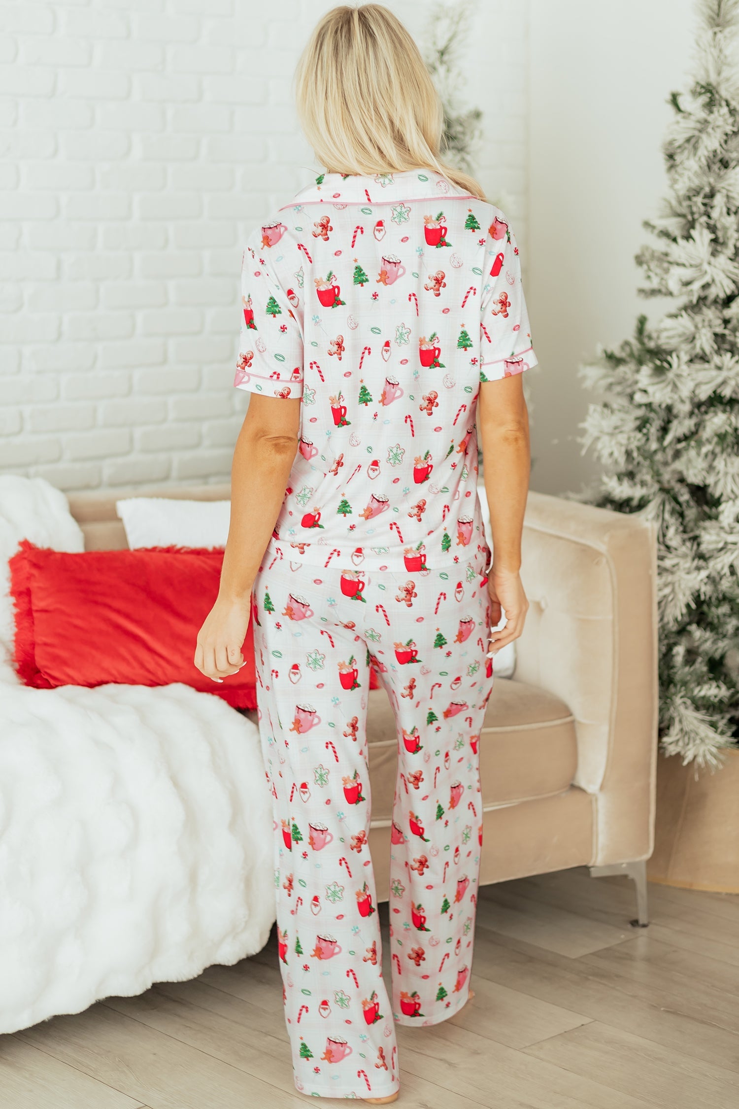 Pink Christmas Spirit Pyjama Set - eAura