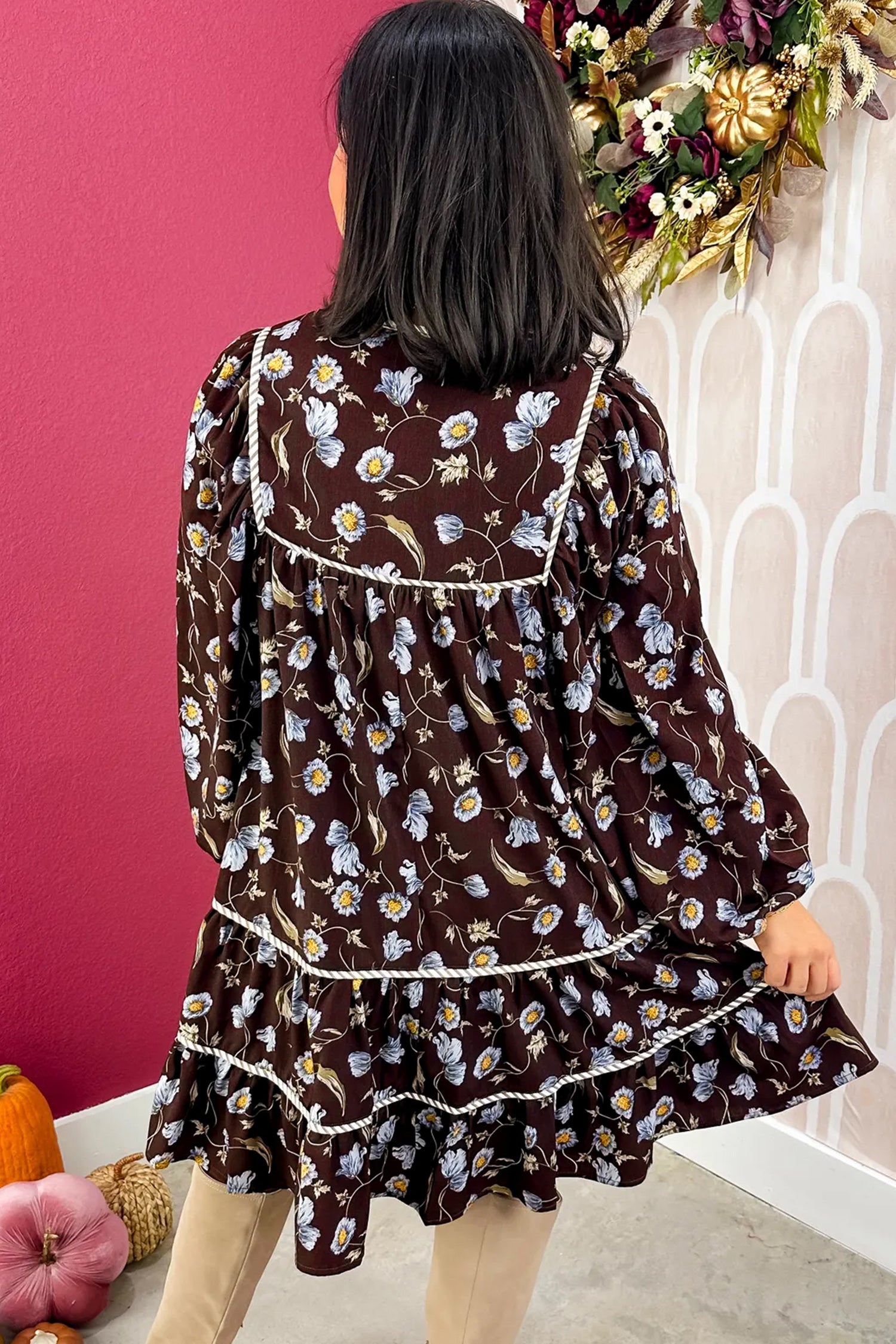 Floral Print Shirred V Neck Shift Dress – Brown