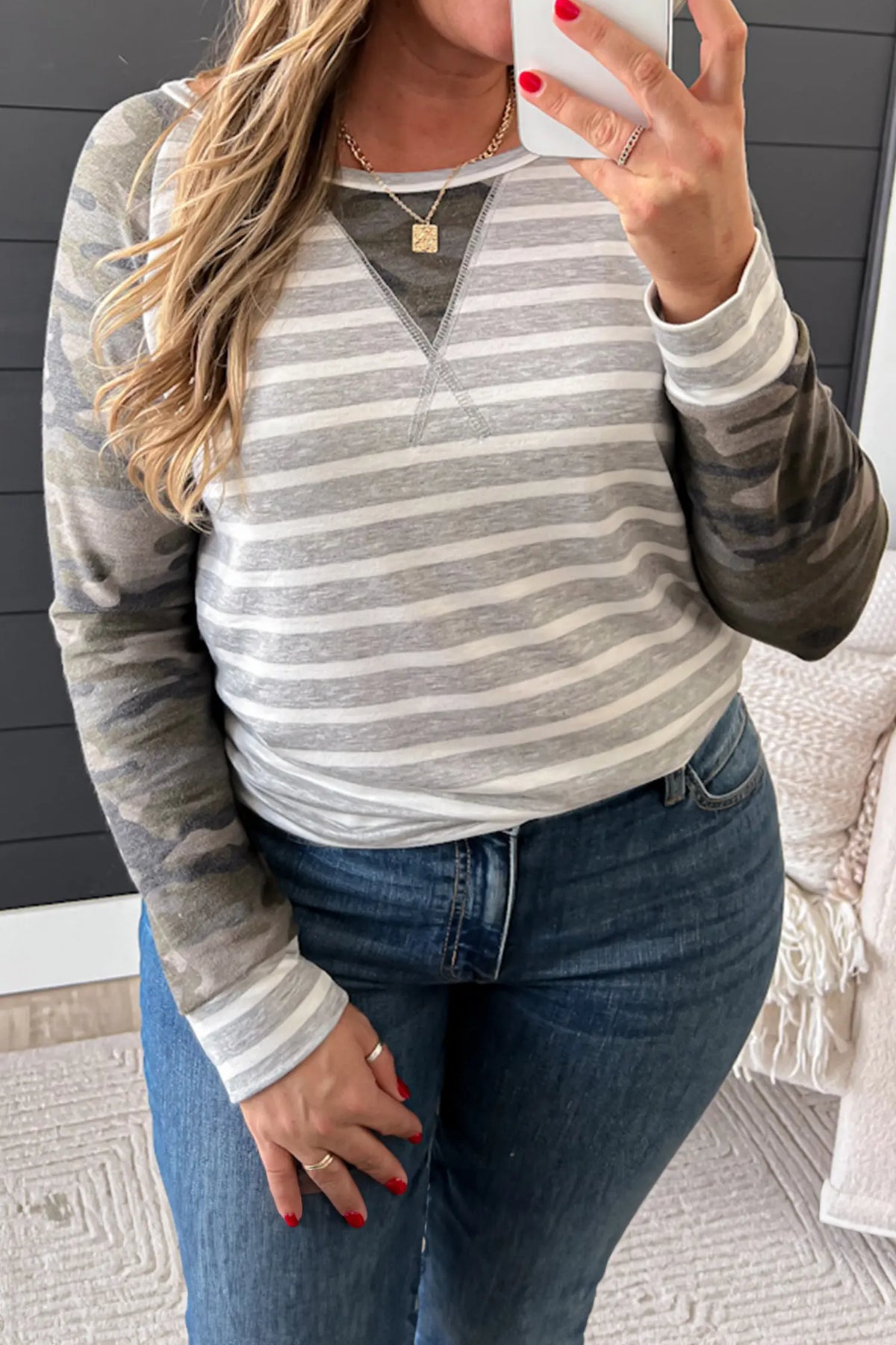 Camo Sleeve Striped Colourblock Round Neck Long Sleeve Plus Size Blouse – Grey Stripe