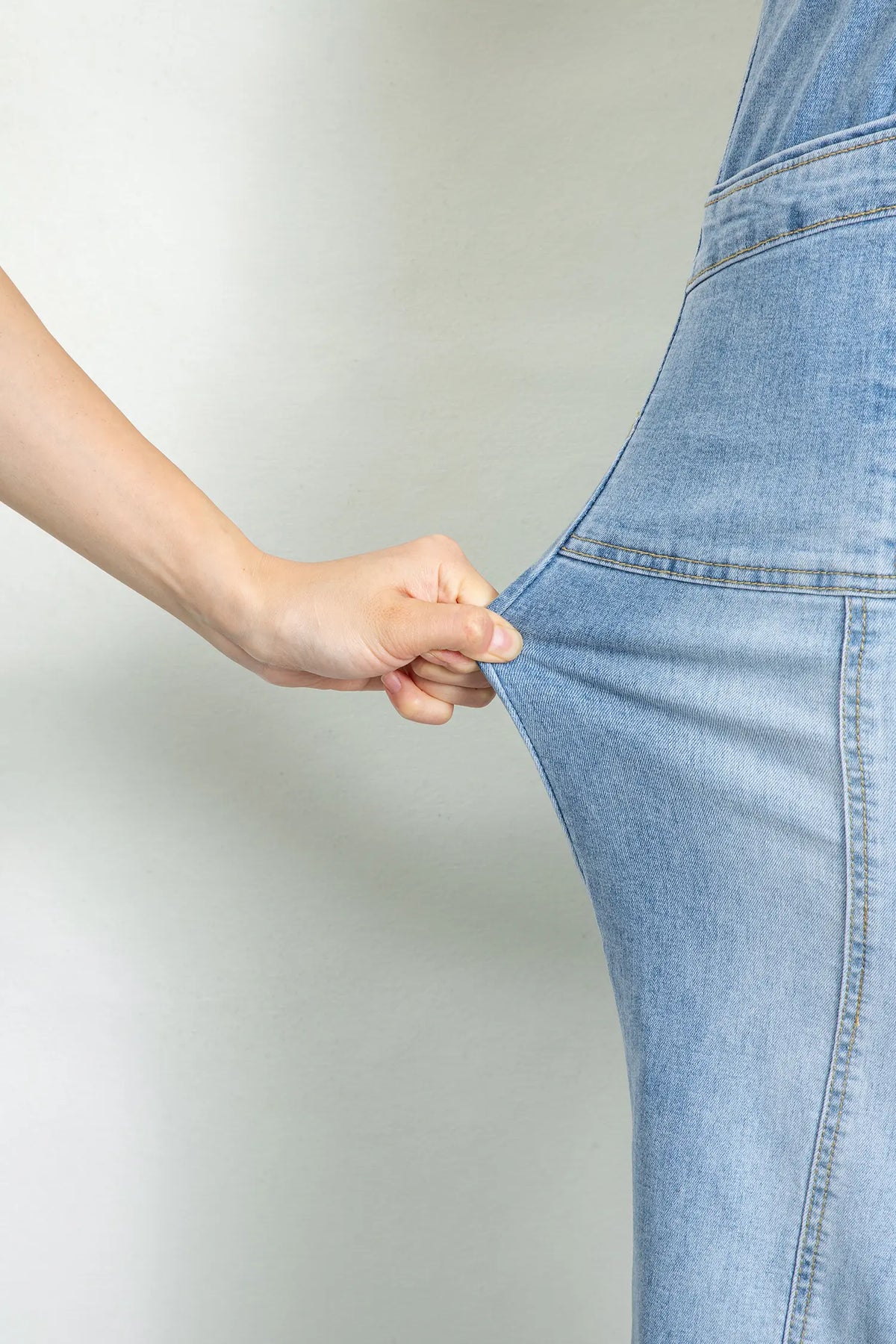 Beau Drawstring Waist Wide Leg Ankle Length Jeans
