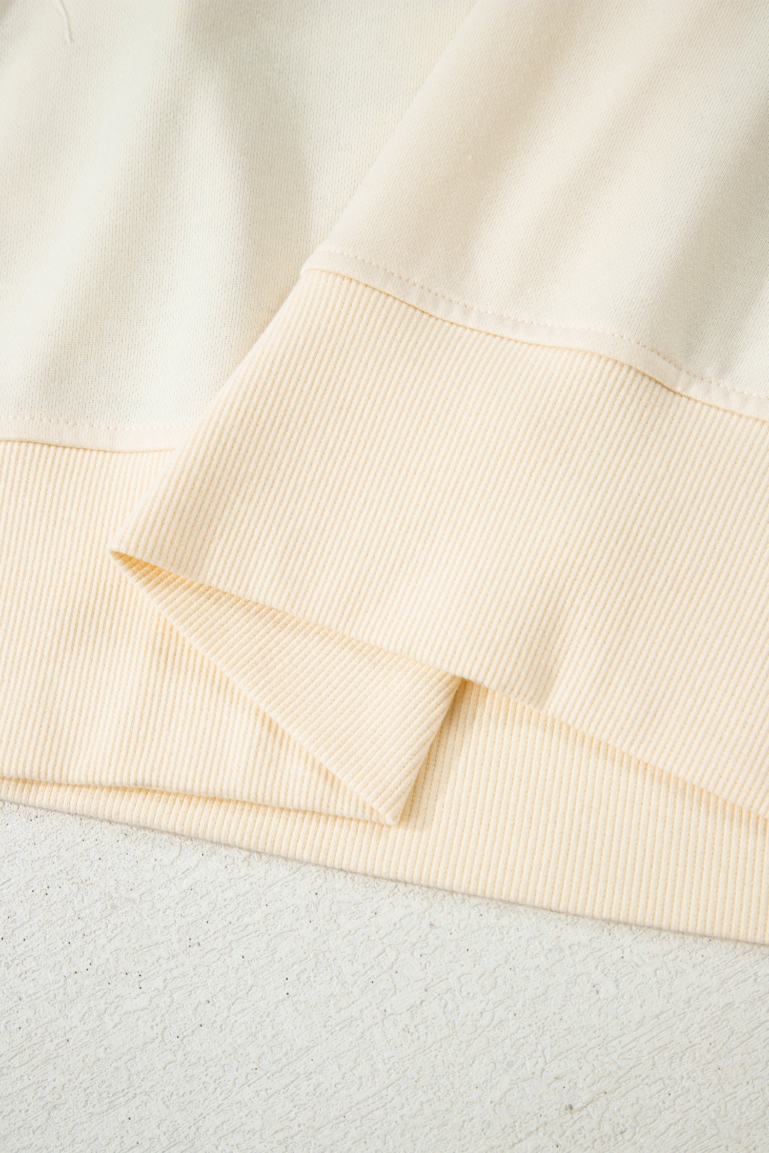 Plaid Patchwork Side Slit Sweatshirt - Tops/Sweatshirts & Hoodies