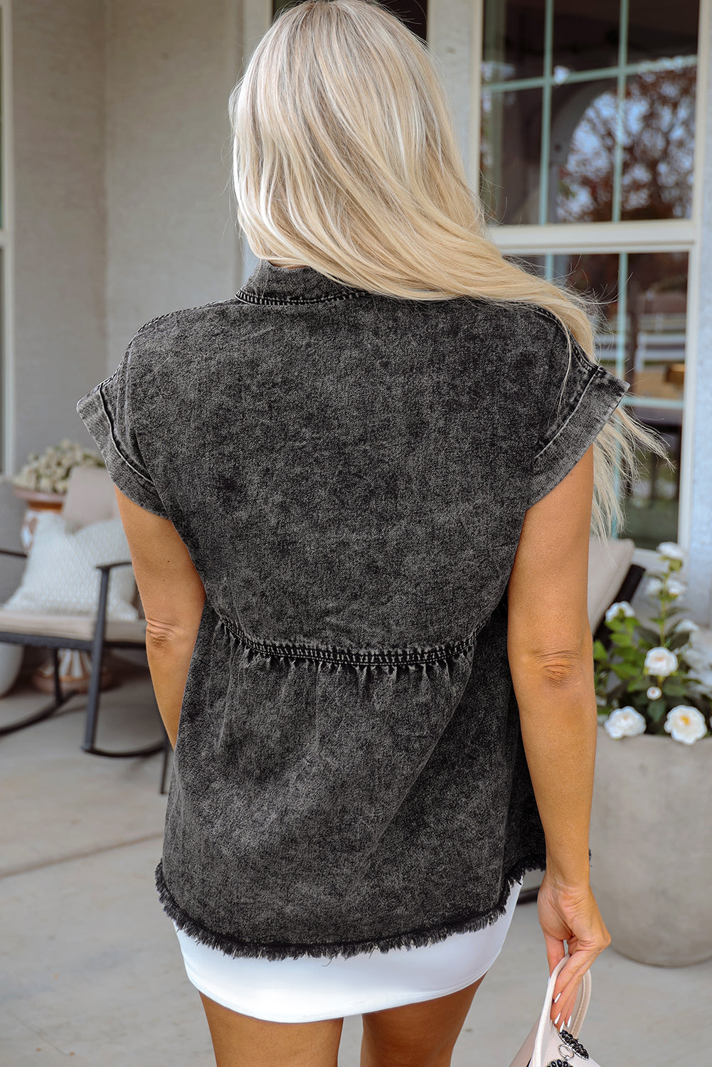 Black Short Sleeve Flap Pocket Button Up Raw Hem Denim Shirt eAura
