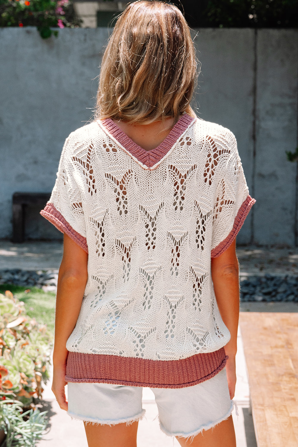 Embroidered Flowers Edge Hollowed Sweater eAura