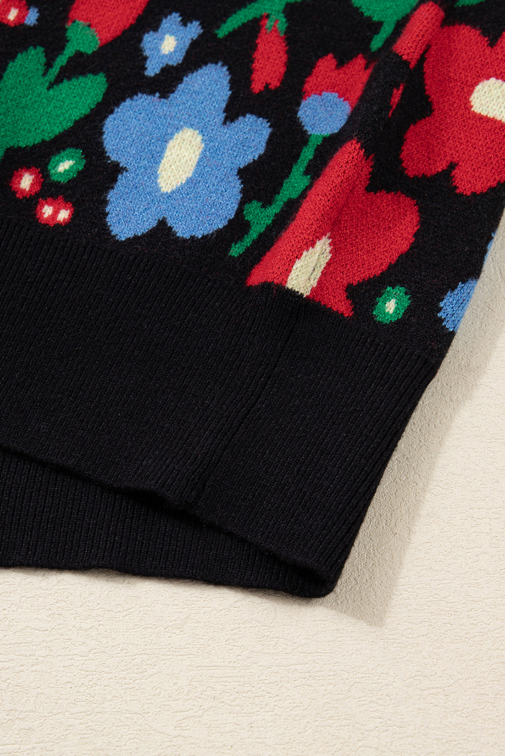 Floral Print V-Neck Buttoned Short Cardigan Sweater - eAura