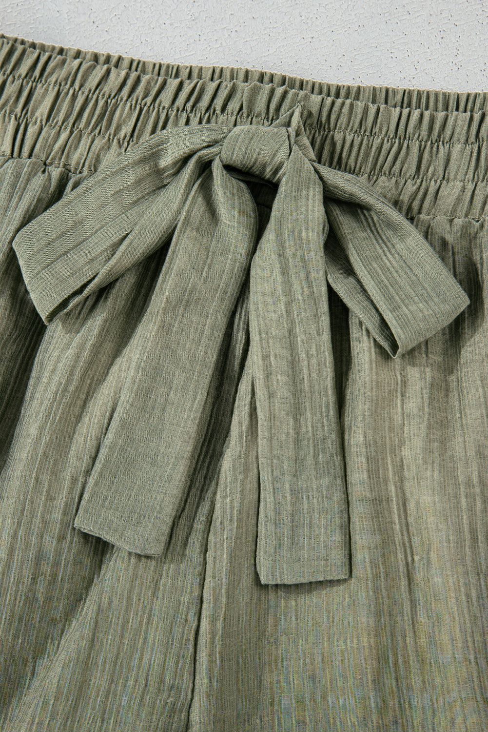 Laurel Green Textured Tie Waist Ruffle Hem Shorts eAura