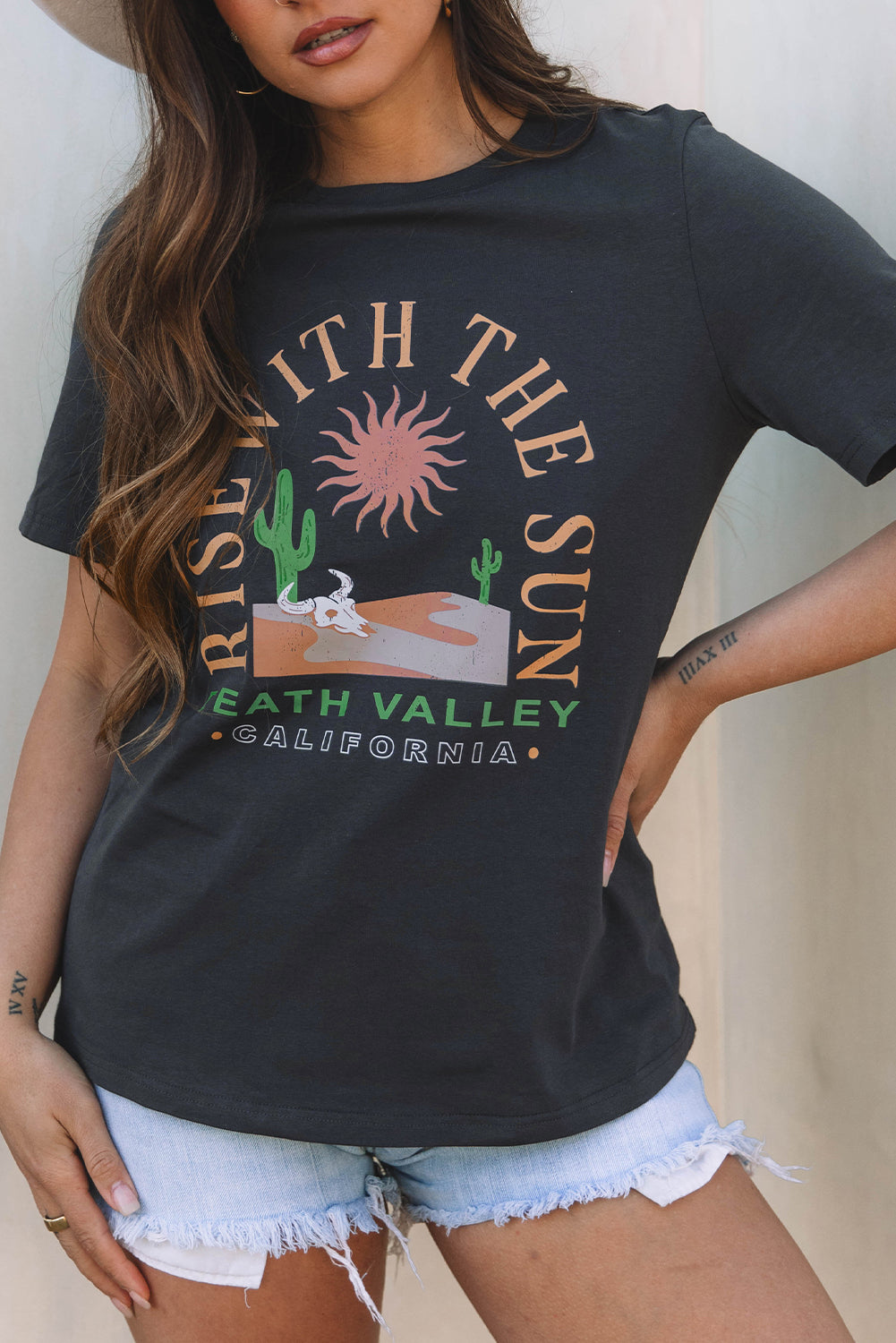Dark Grey RISE WITH THE SUN Western Fashion Graphic Tee eAura