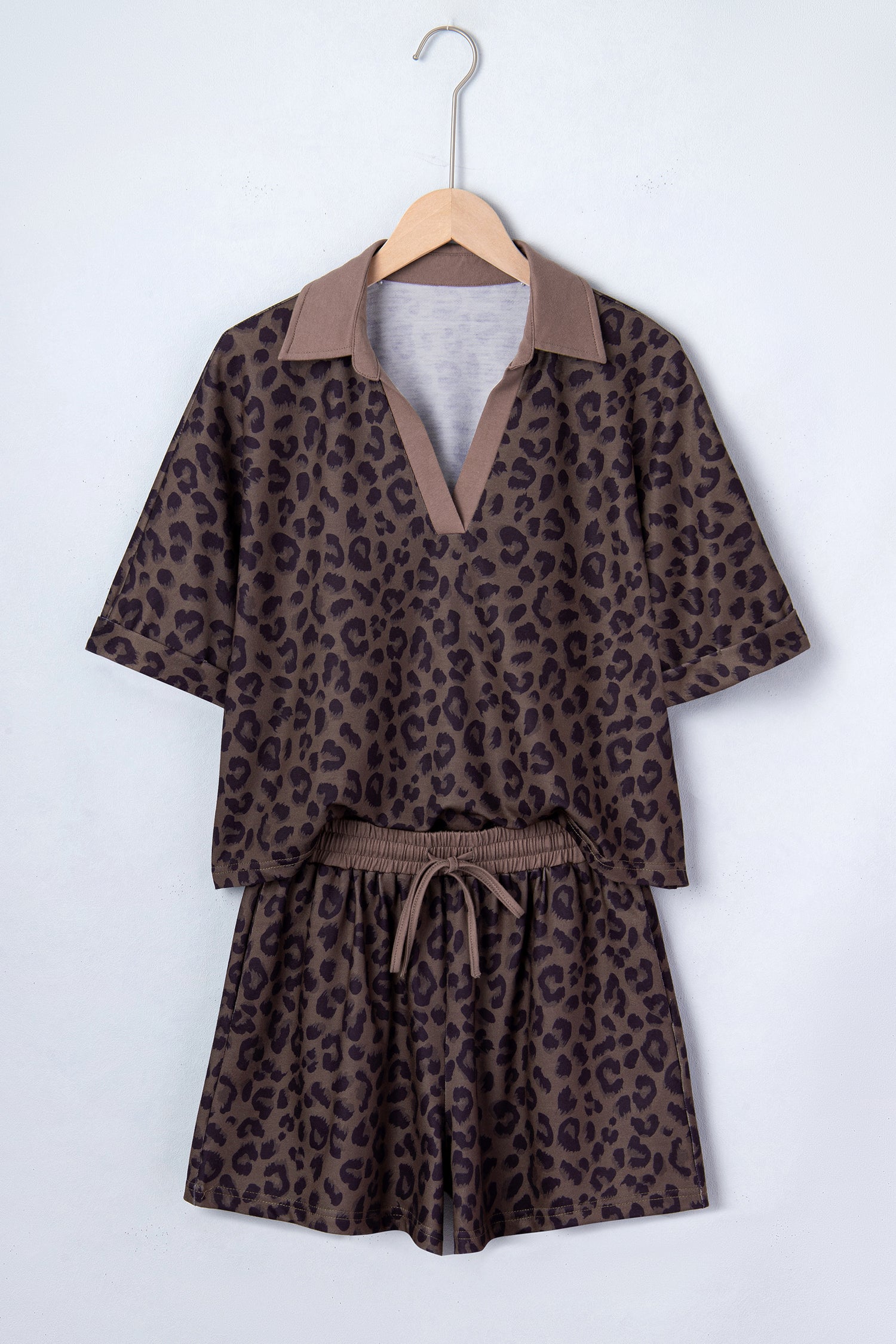 V Neck Collar Leopard Printed 2pcs Short Set – Khaki