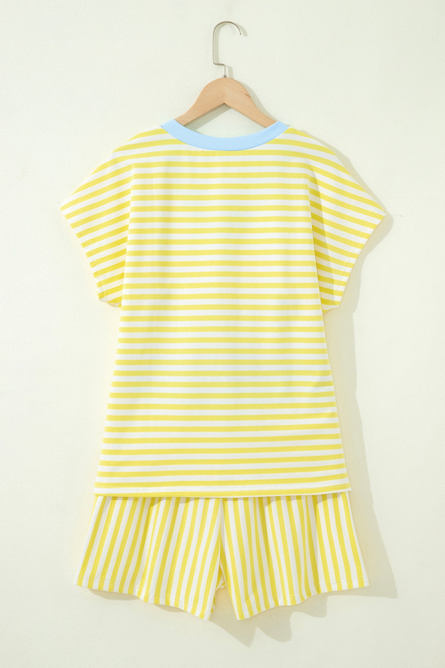 Colorblock Trim V Neck Tee Drawstring Elastic Waist Short Set – Yellow Stripe