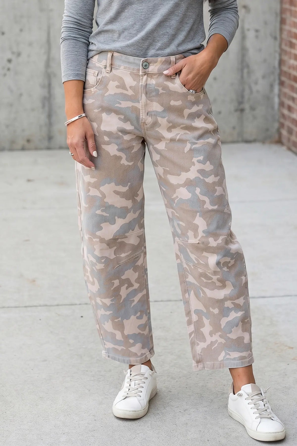 Jeans Ankle-Length Harem Fit with Camouflage Print and Rivet Pocket Detail