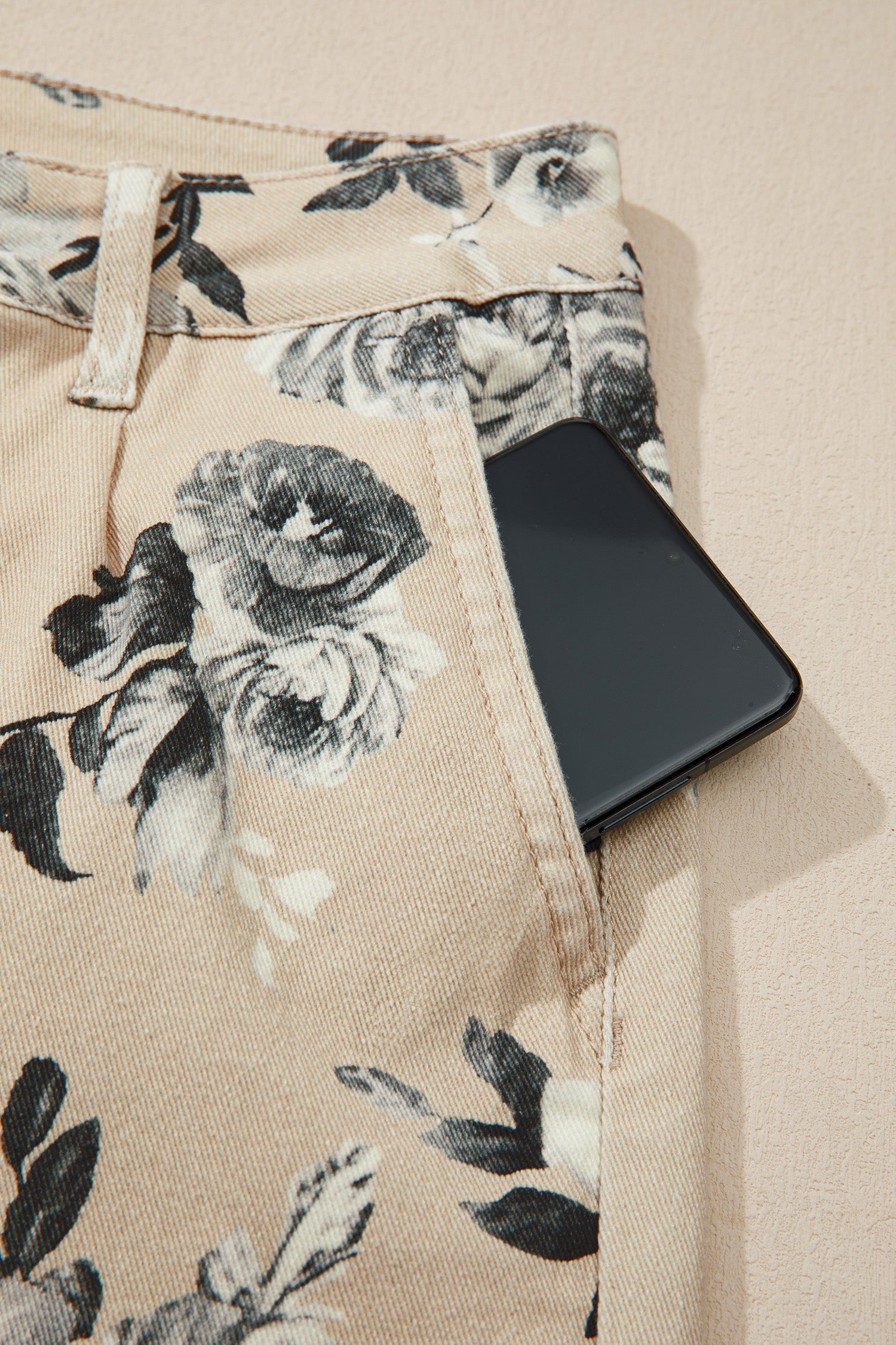 Beige Retro Floral Print Cuffed Hem Wide Leg Jeans