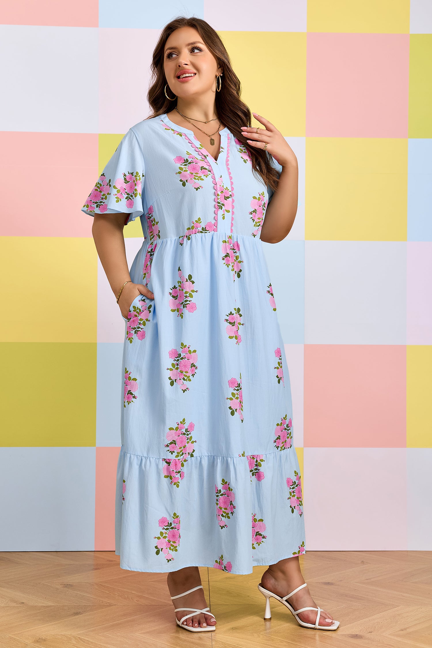 Sky Blue Plus Size Floral Print Scalloped Trim V-Neck Dress – Light Blue