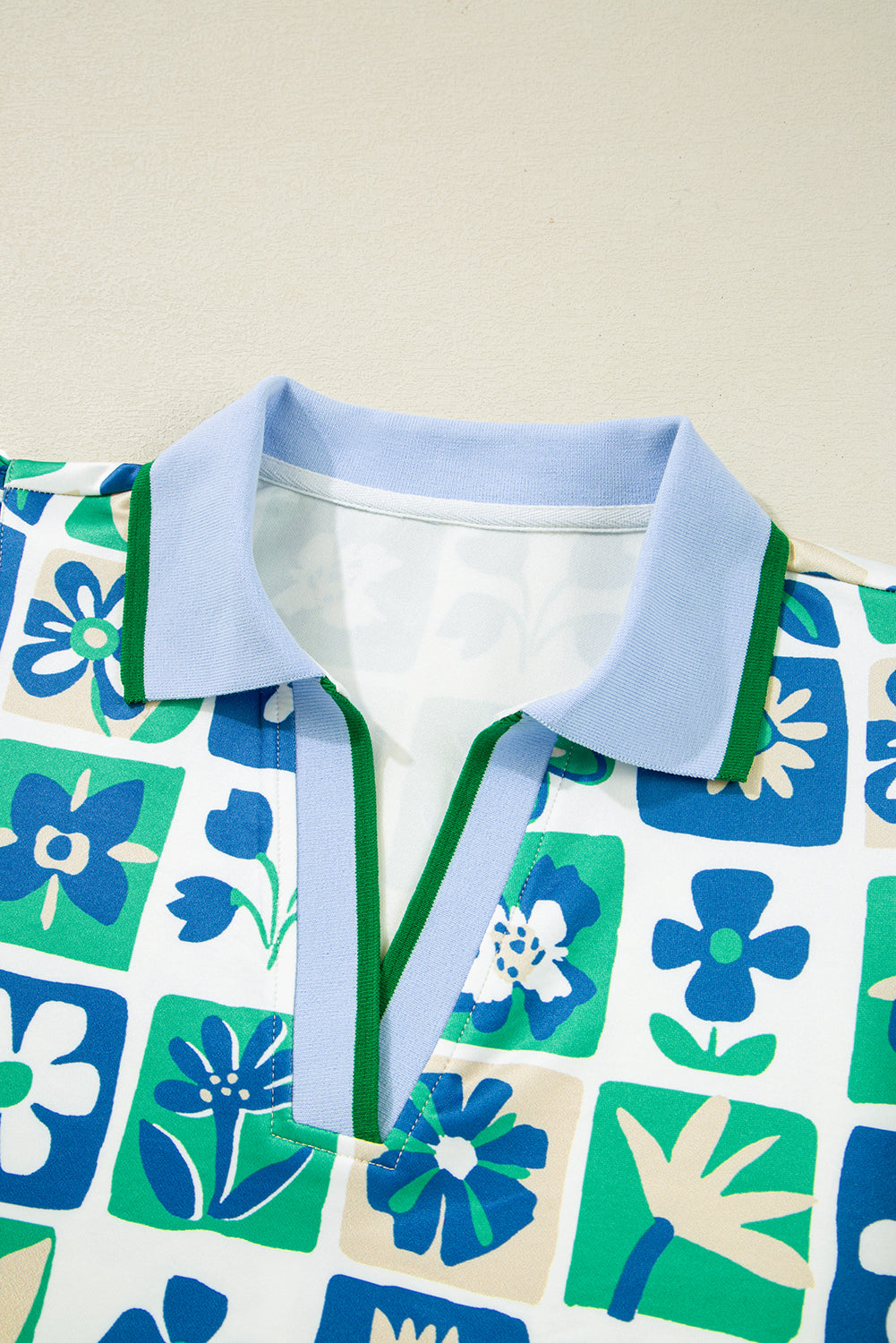 Green Floral Plaid Colourblock Trim Collar Flutter Sleeve Blouse eAura