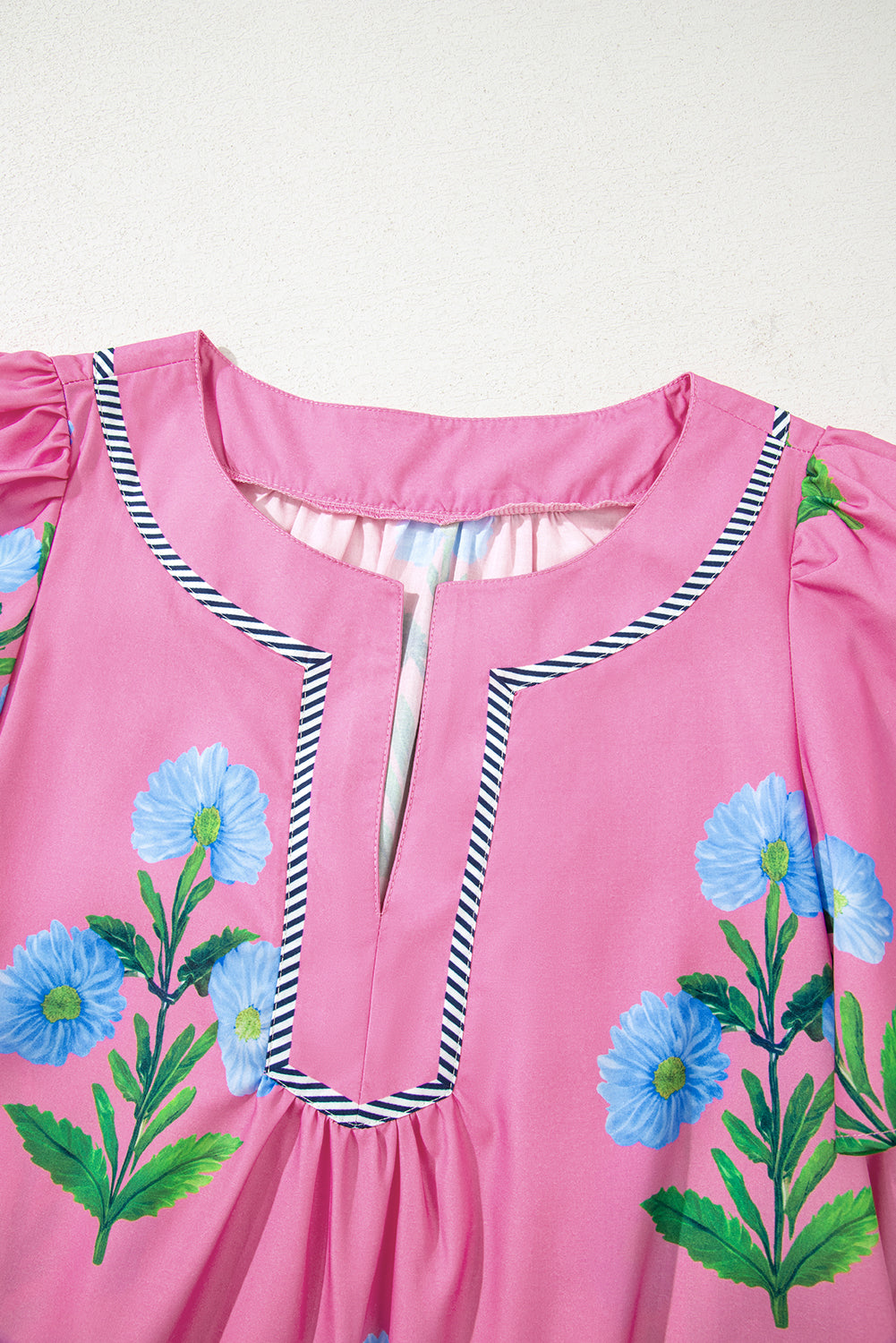 Floral Short Sleeve Split Neck Loose Mini Dress eAura