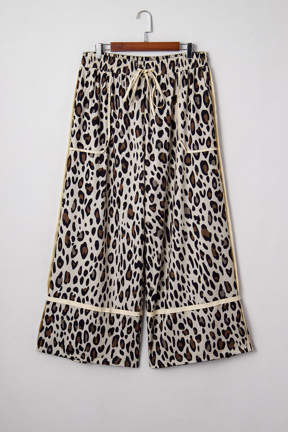 Exposed Seam Patched Pocket Plus Size Drawstring Leopard Wide Leg Pants - eAura