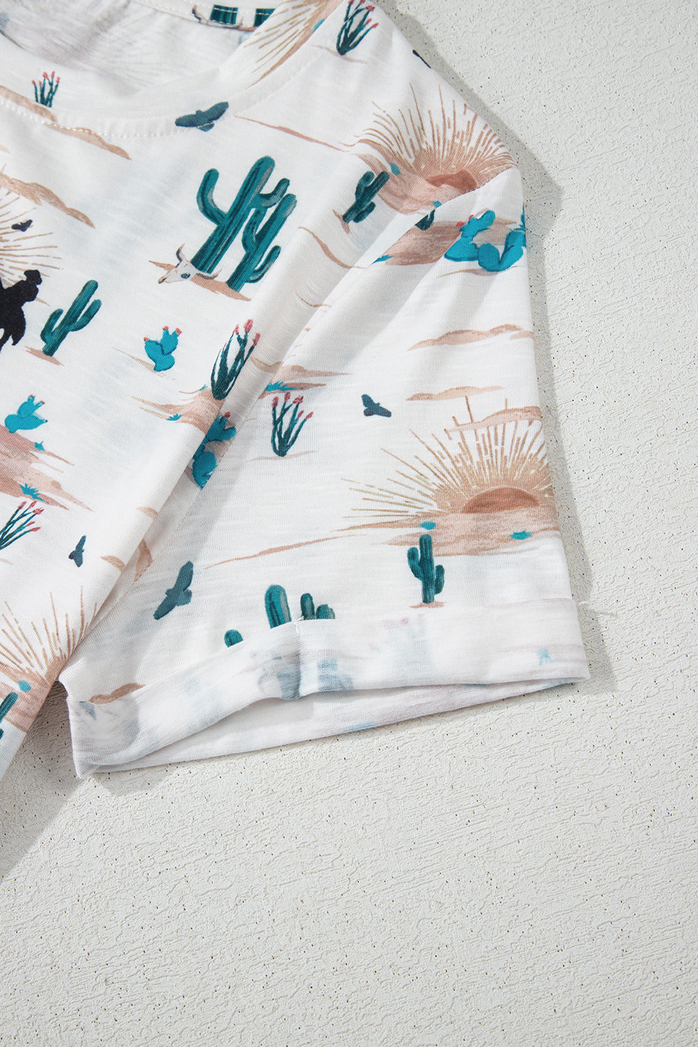Beige Western Cactus Print Crew Neck Short Sleeve Top eAura