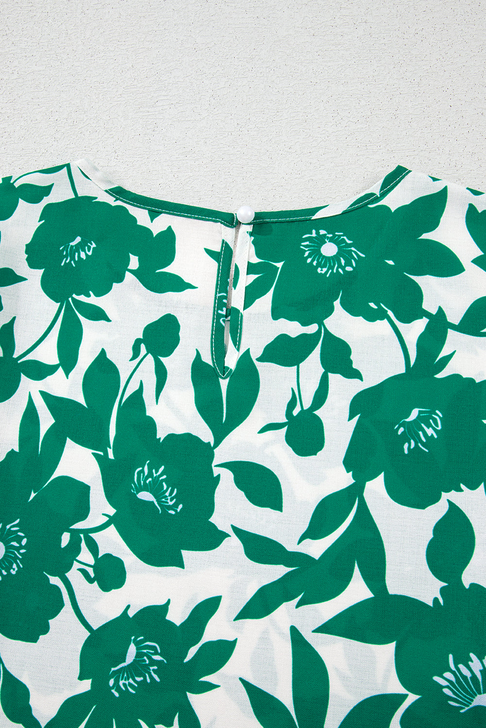 Green Floral Printed Ruffled Short Sleeve Round Neck Loose Blouse eAura