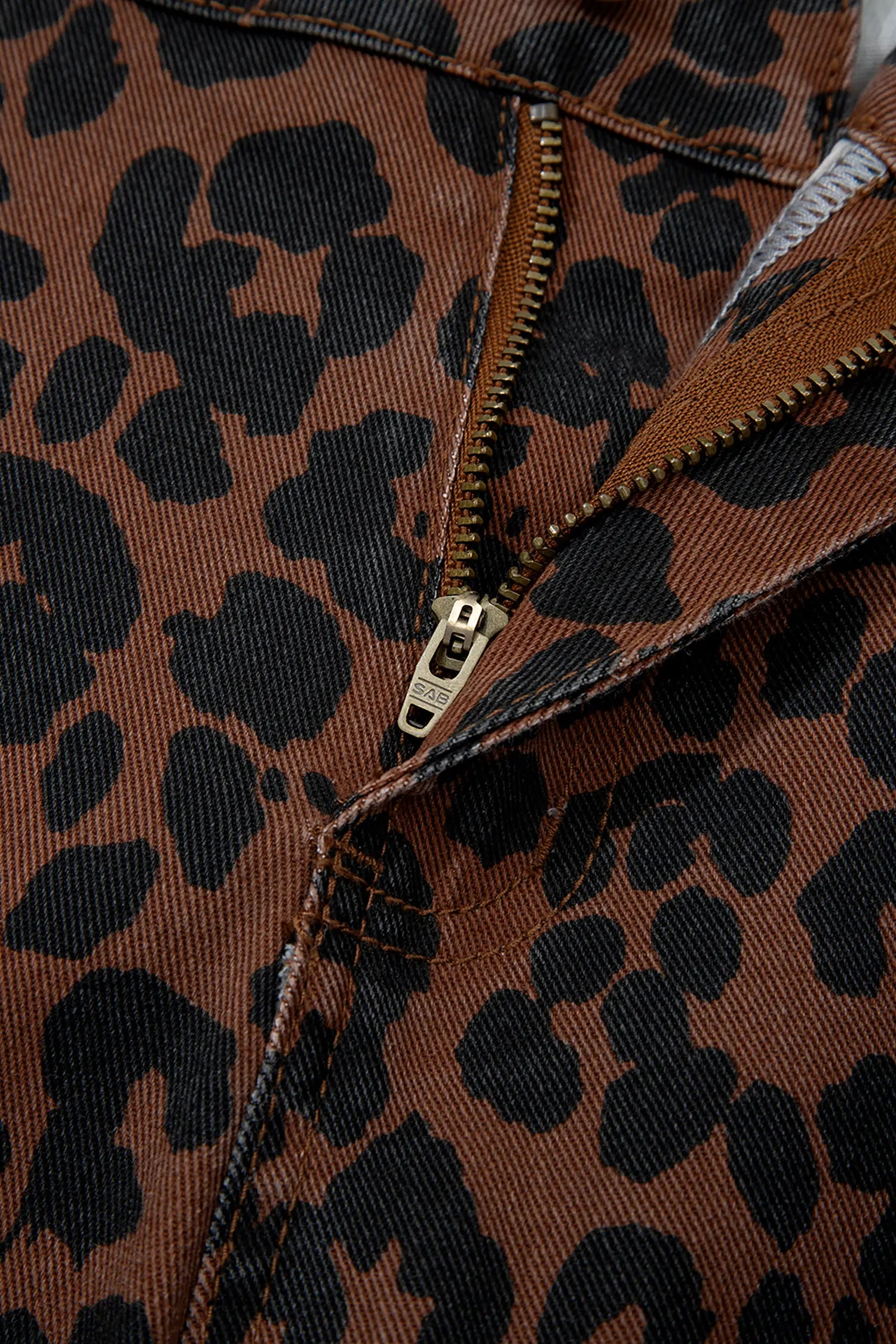 Brown Clear Seam Detail Patchwork Leopard Print Barrel Jeans