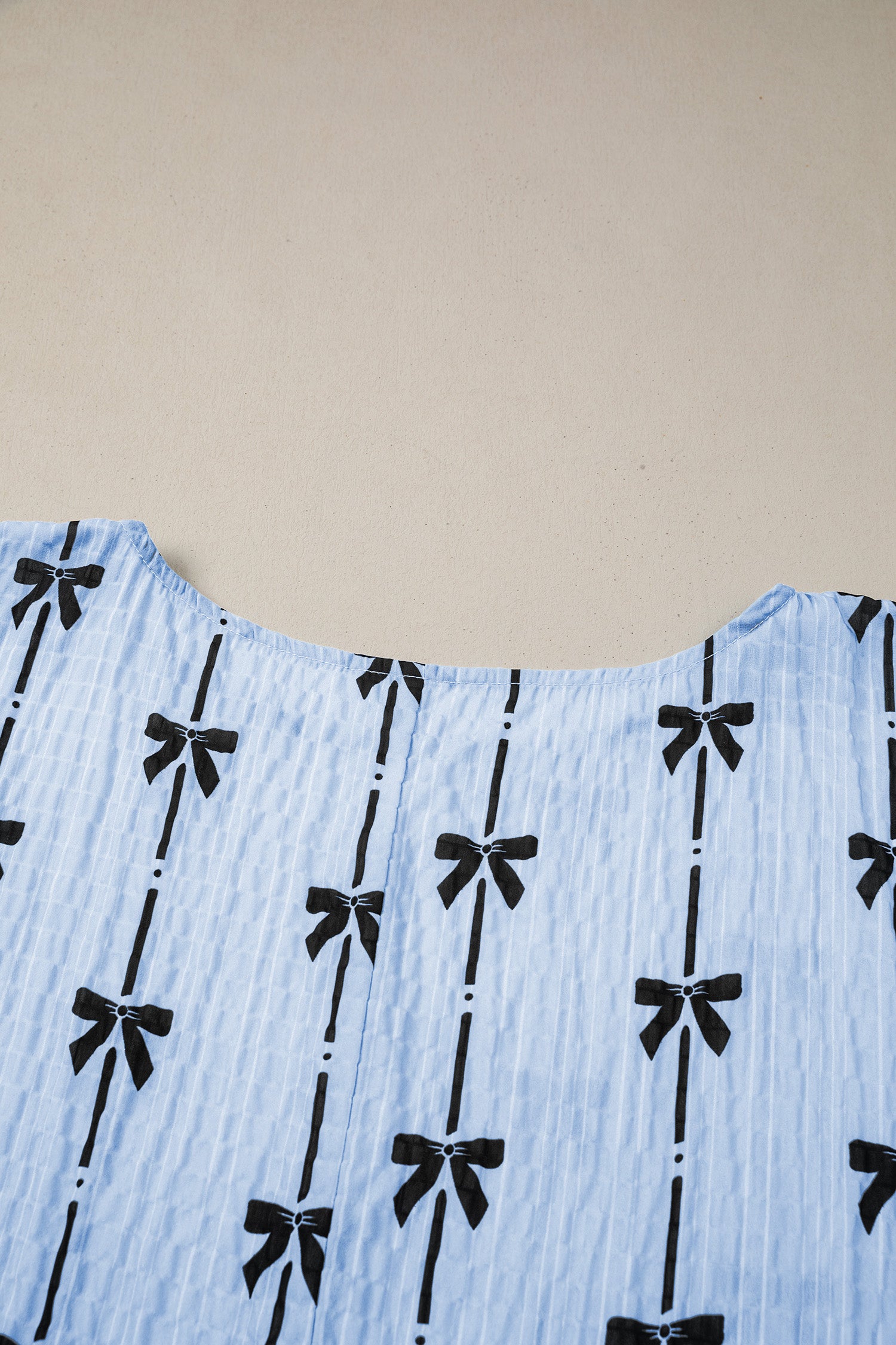 Bow Print Puff Short Sleeve Textured Top