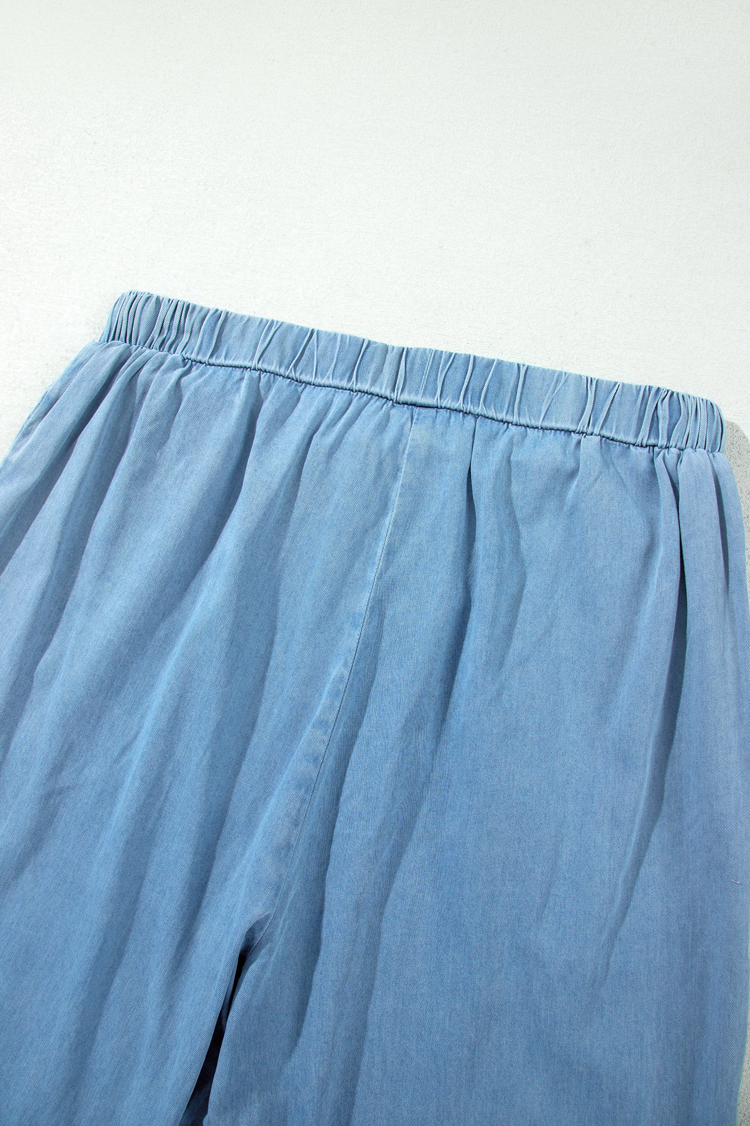 Beau Ruffled Hem Wide Leg Chambray Pants – Blue