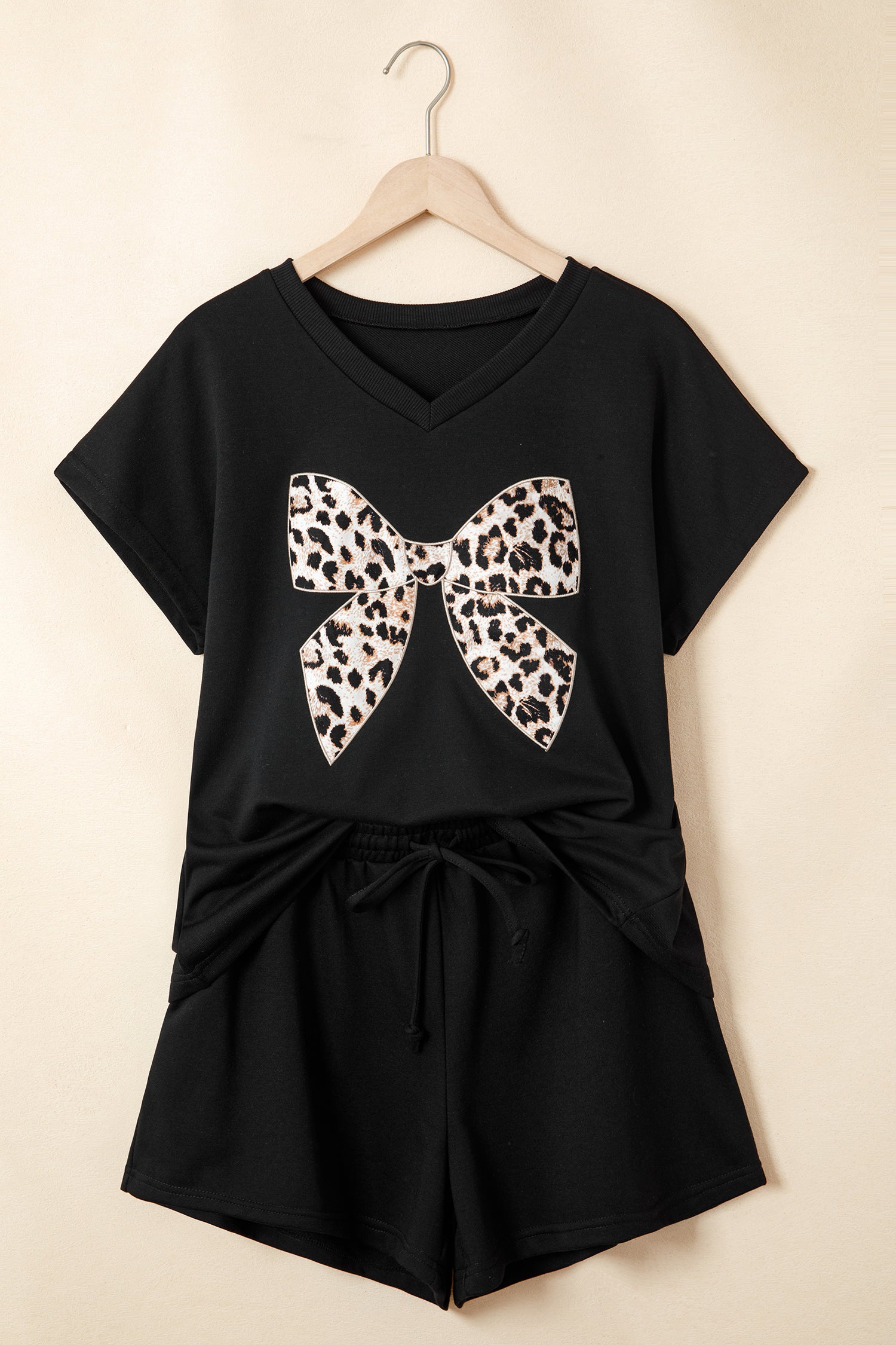 Contrast Leopard Bow Patched V-Neck Loose Tee Drawstring Shorts Co-ord Set