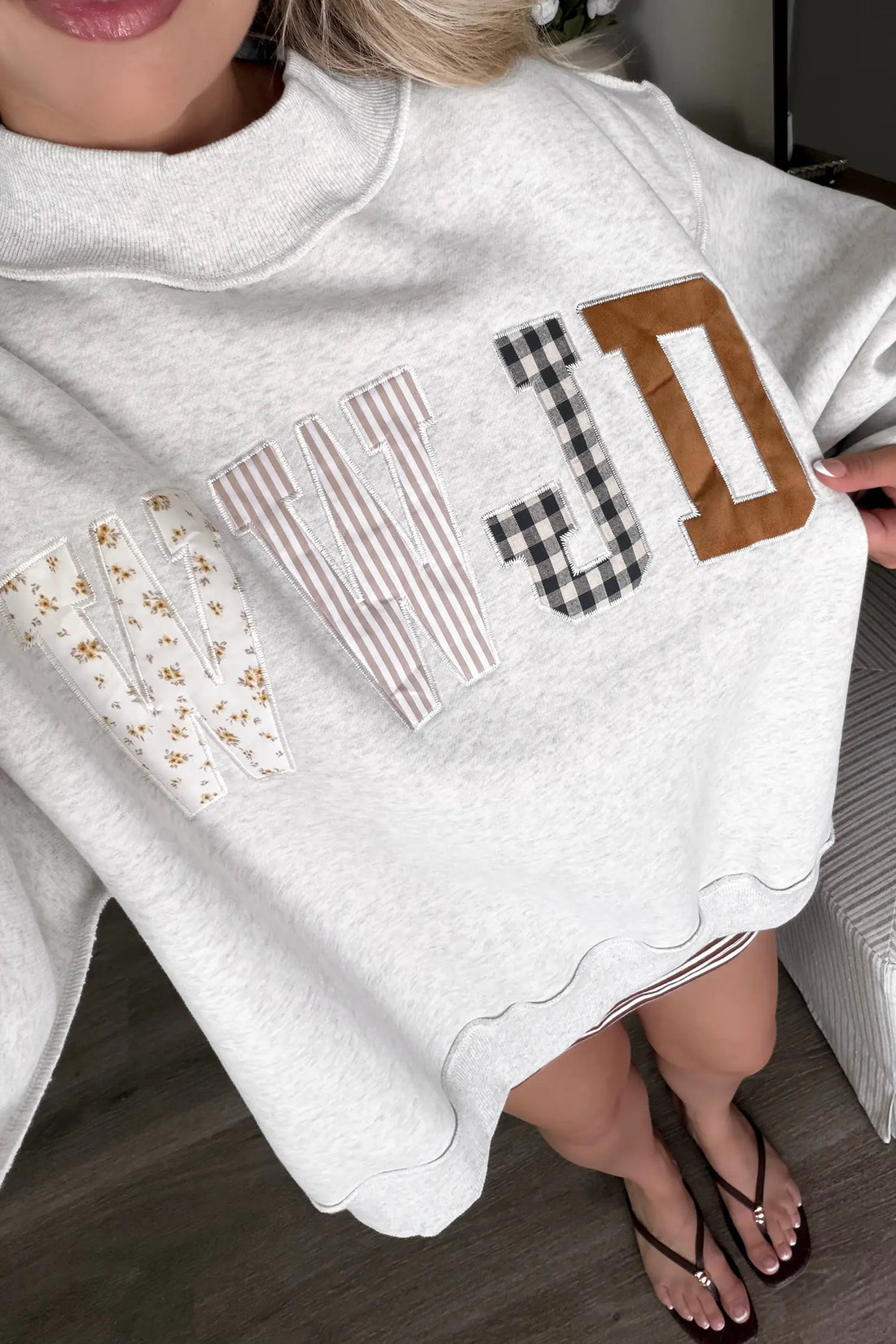 WWJD Mixed Pattern Embroidered Patch Graphic Mock Neck Sweatshirt – Grey