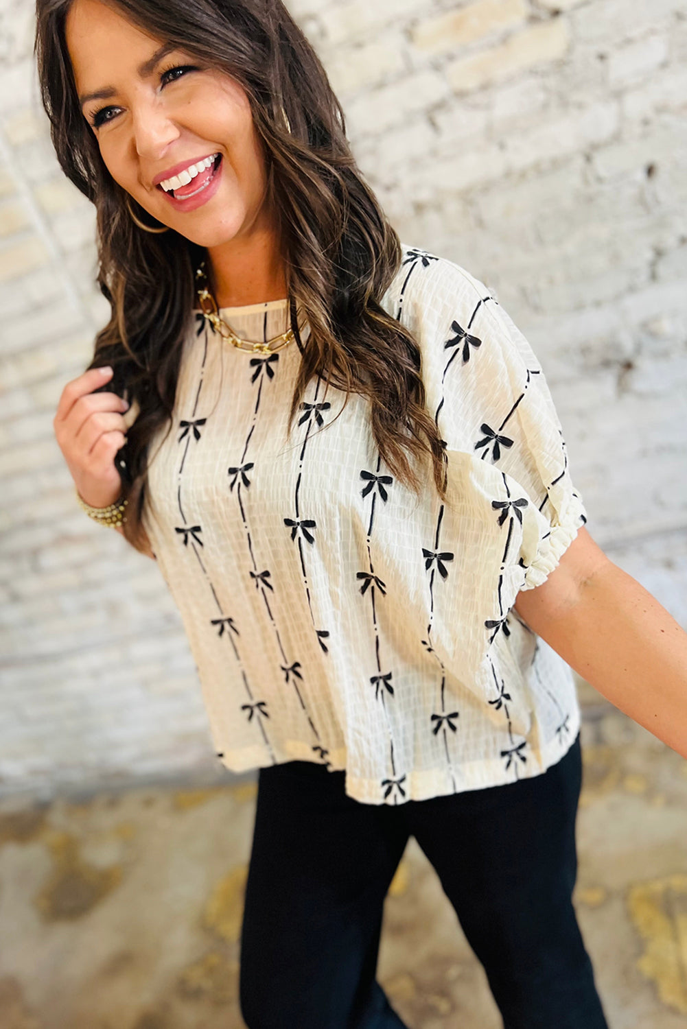 Bow Print Puff Short Sleeve Textured Top