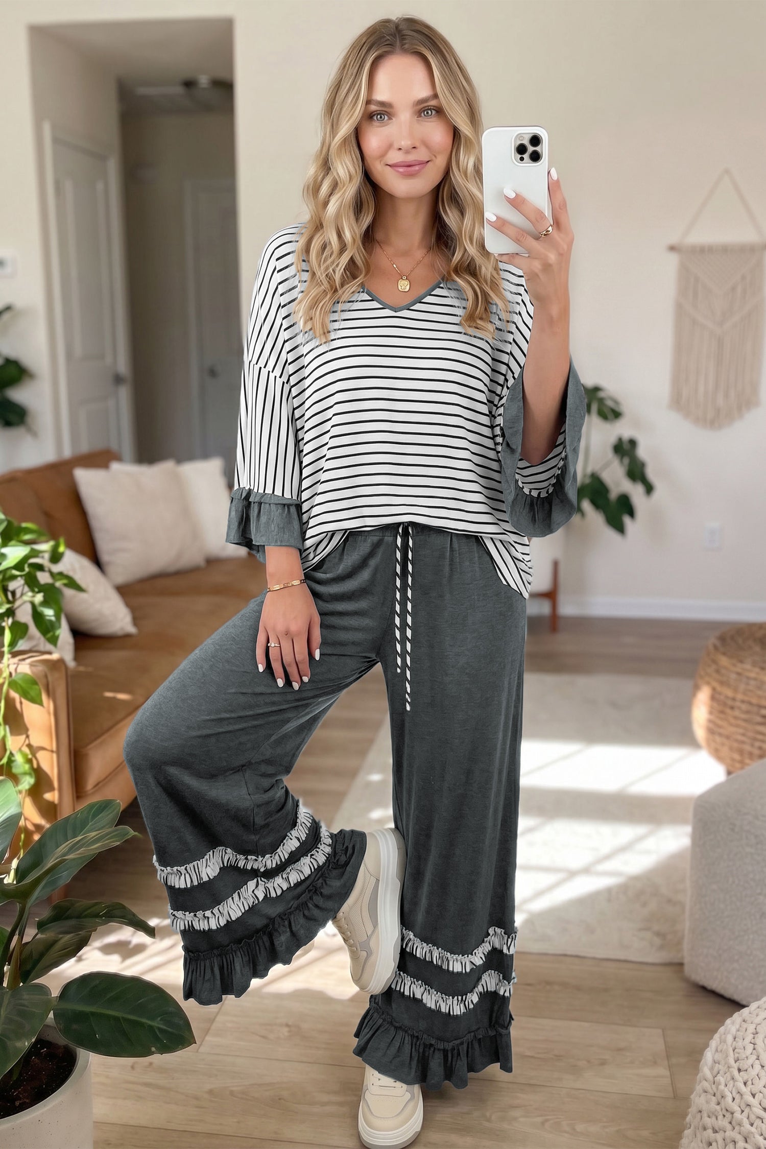 V Neck Ruffle Contrast Sleeve Top Drawstring Pants 2pcs Set – Gray Stripe