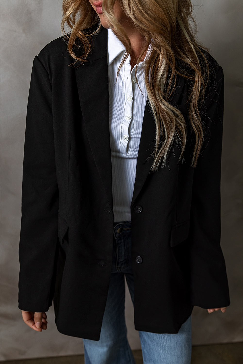 Black Lapel Flap Pocket Buttoned Blazer eAura
