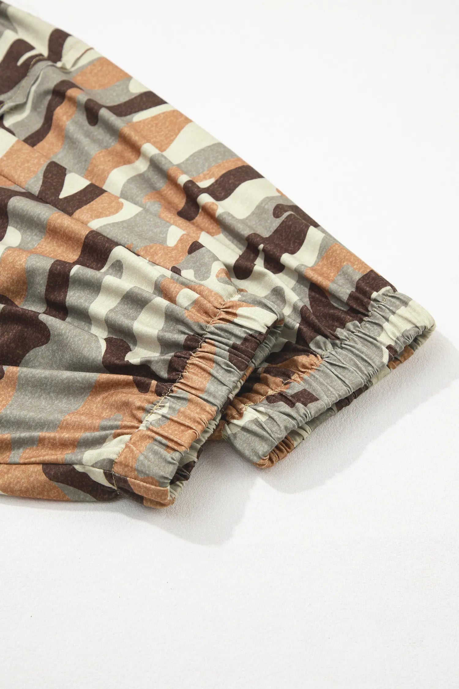 Green Camouflage Printed Drawstring Elastic Waist Jogger Pants