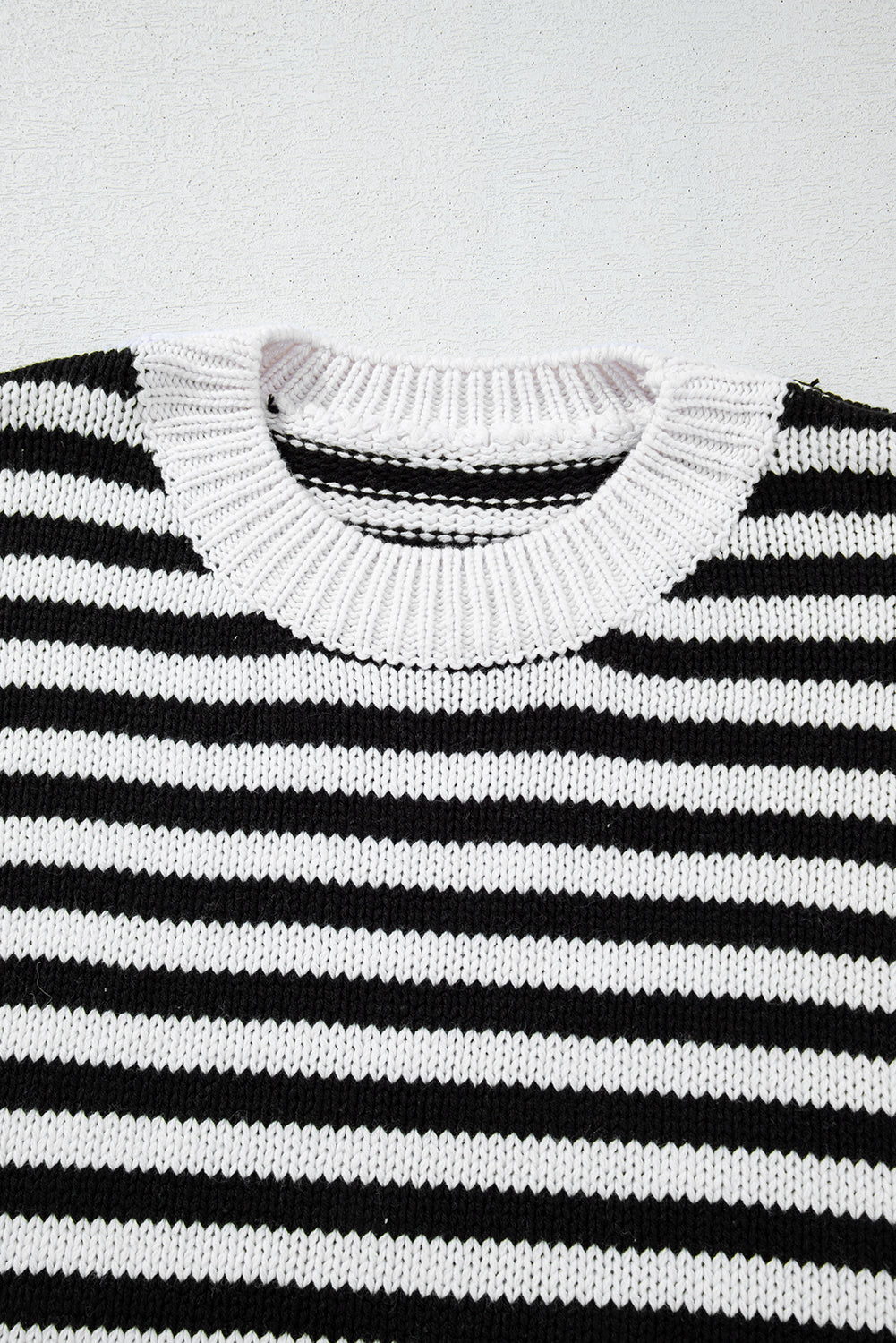 Black white Striped Drop Shoulder Bishop Sleeve Knit Sweater eAura