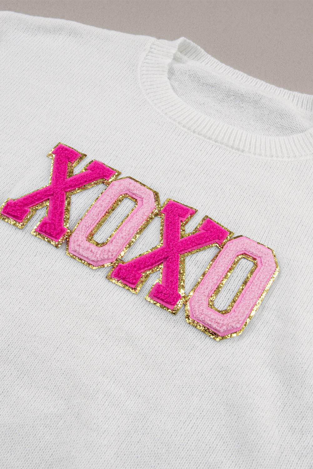 White XOXO Glitter Print Round Neck Casual Sweater eAura
