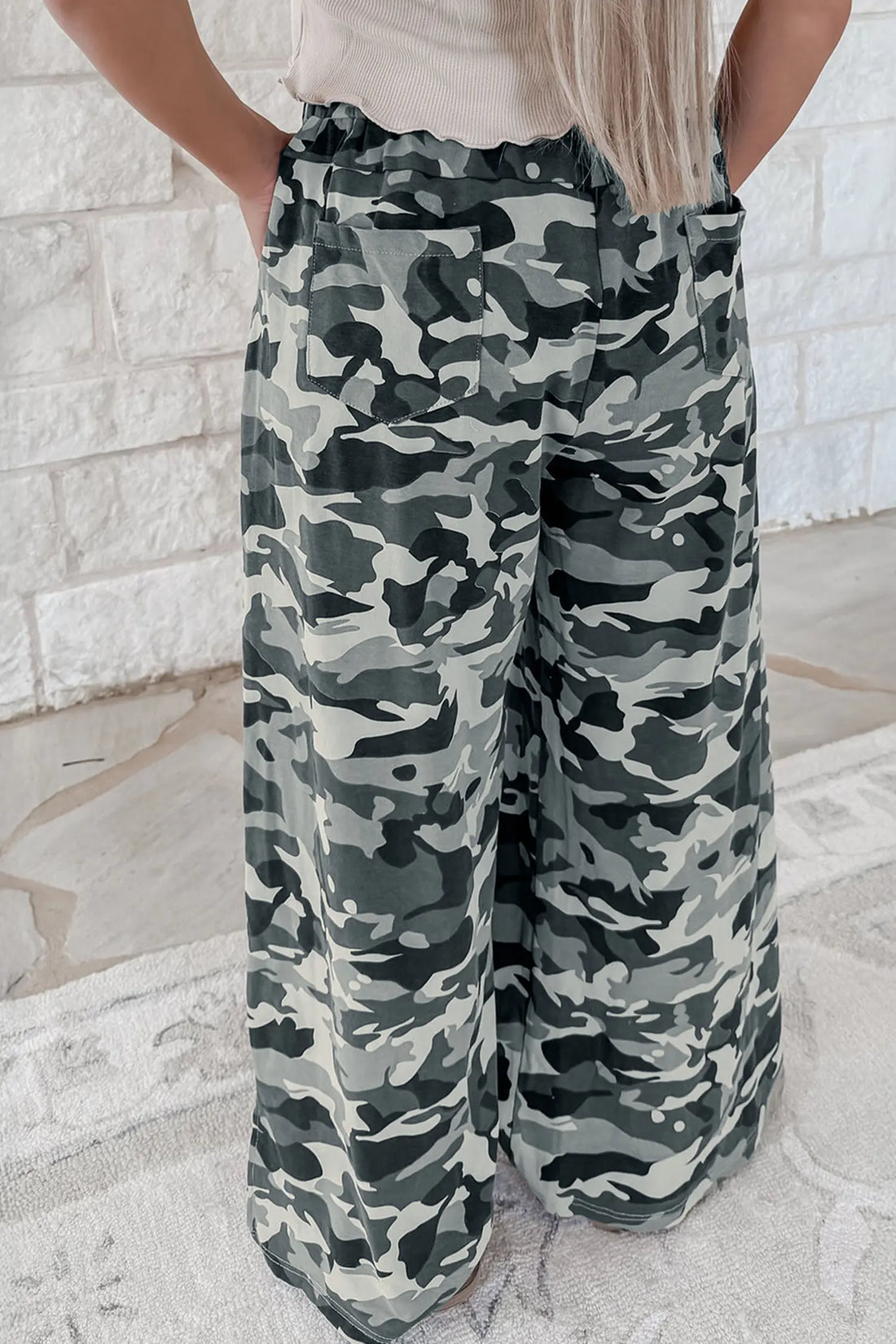 Camouflage Print Drawstring Casual Trousers