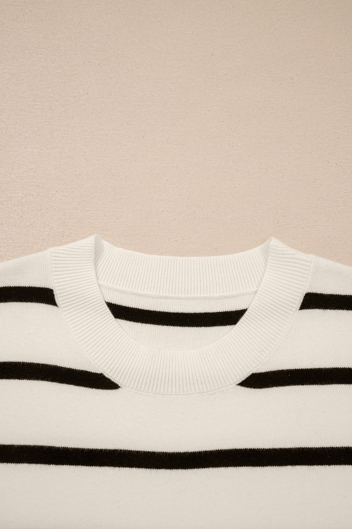 Side Slit Crew Neck Short Sleeve Sweater Tee