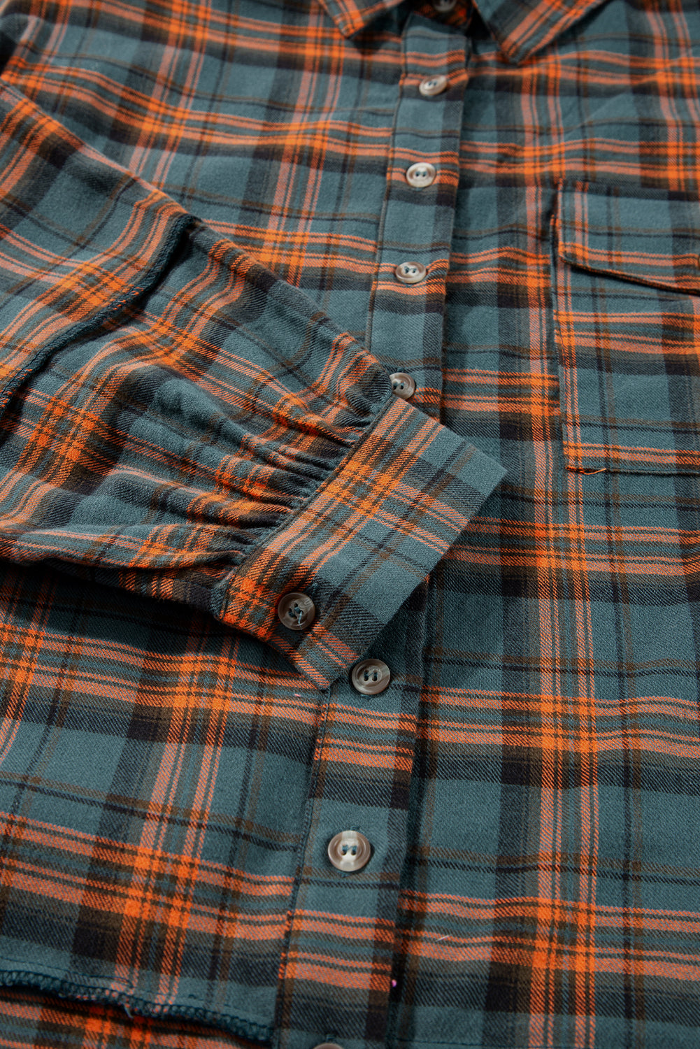 Green Plaid Long Sleeeve Side Split Distressed Hem Shirt eAura