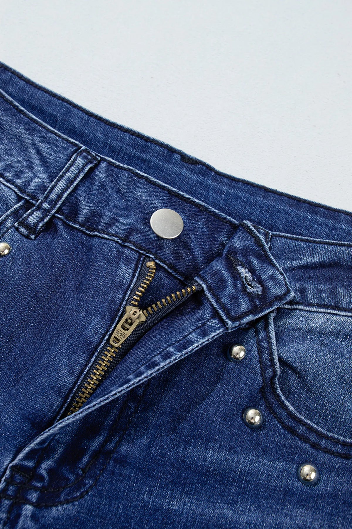 Studded Detail Straight Leg Casual Loose Jeans – Black