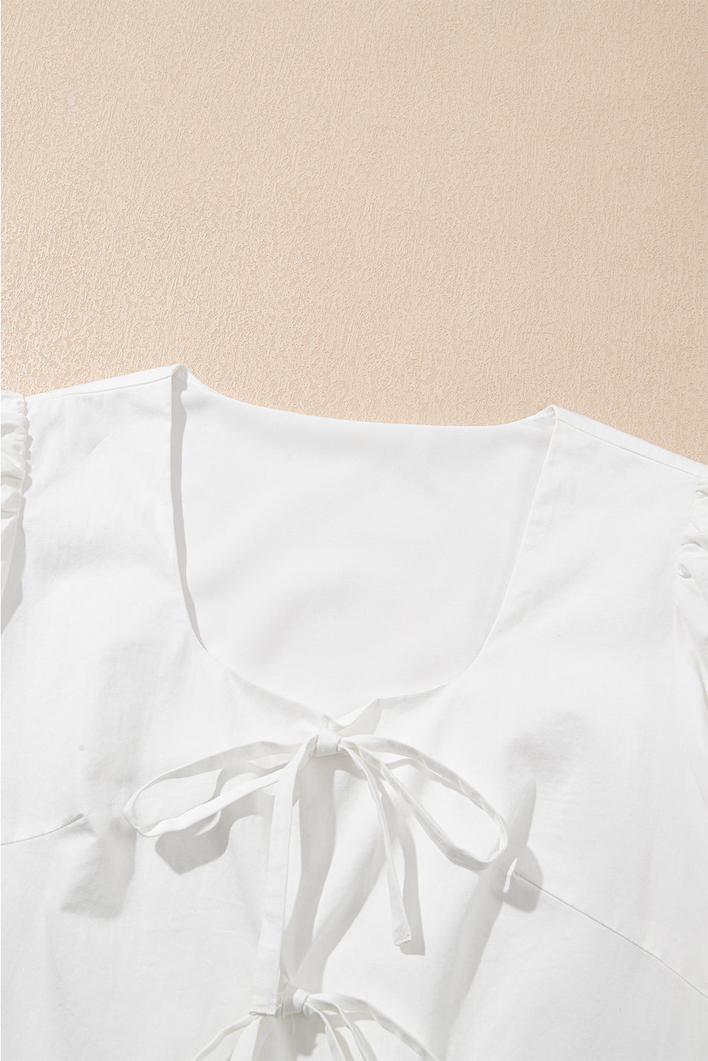White Bow Knot Decor Square Neck Puff Sleeve Peplum Top eAura