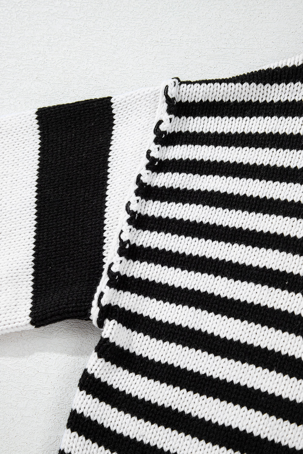 Black white Striped Drop Shoulder Bishop Sleeve Knit Sweater eAura