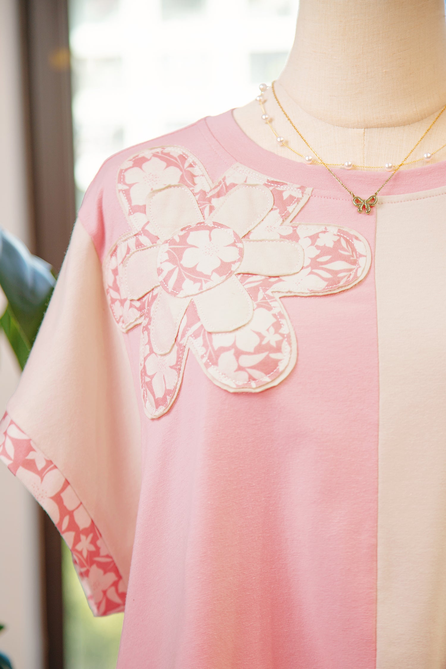 Colour Block Flower Patched Loose T-Shirt