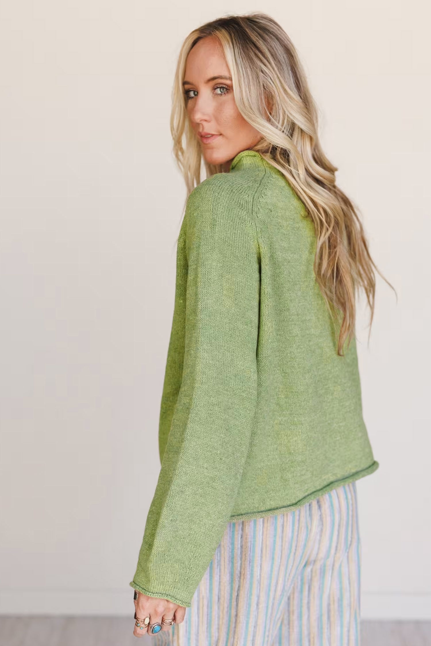 Unique Fish Knit Oversized Round Neck Sweater – Meadow Mist Green
