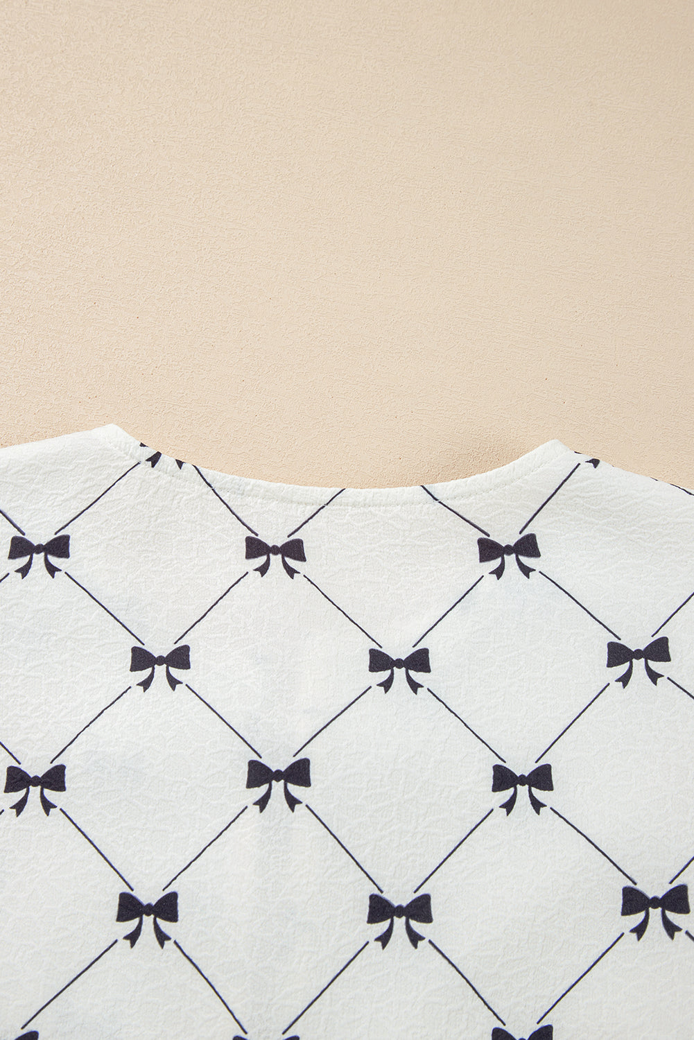 White Bowknot Print Front Knots Bubble Sleeve Blouse eAura