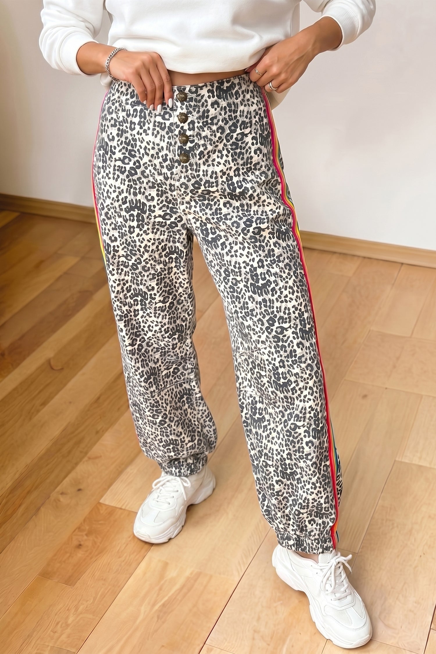 Leopard Print Rainbow Striped Detail Buttoned Loose Jogger Jeans – Brown