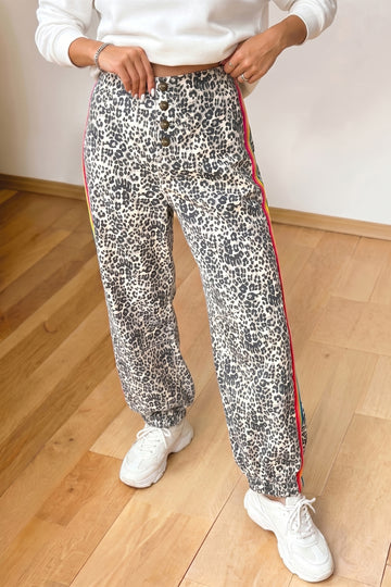 Leopard Print Rainbow Striped Detail Buttoned Loose Jogger Jeans – Brown