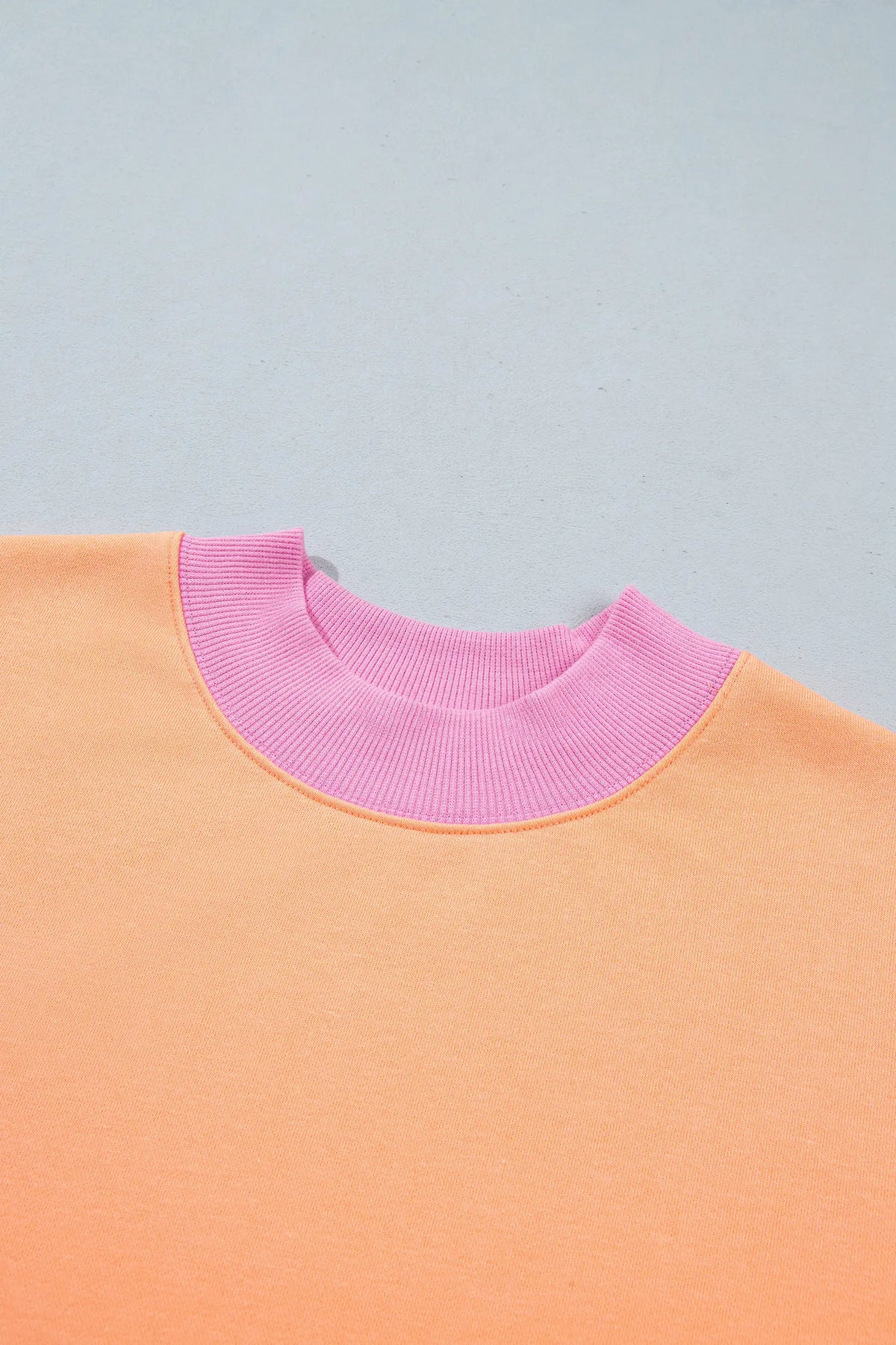 Colourblock Trim Crewneck Long Sleeve Pullover Sweatshirt – Pink